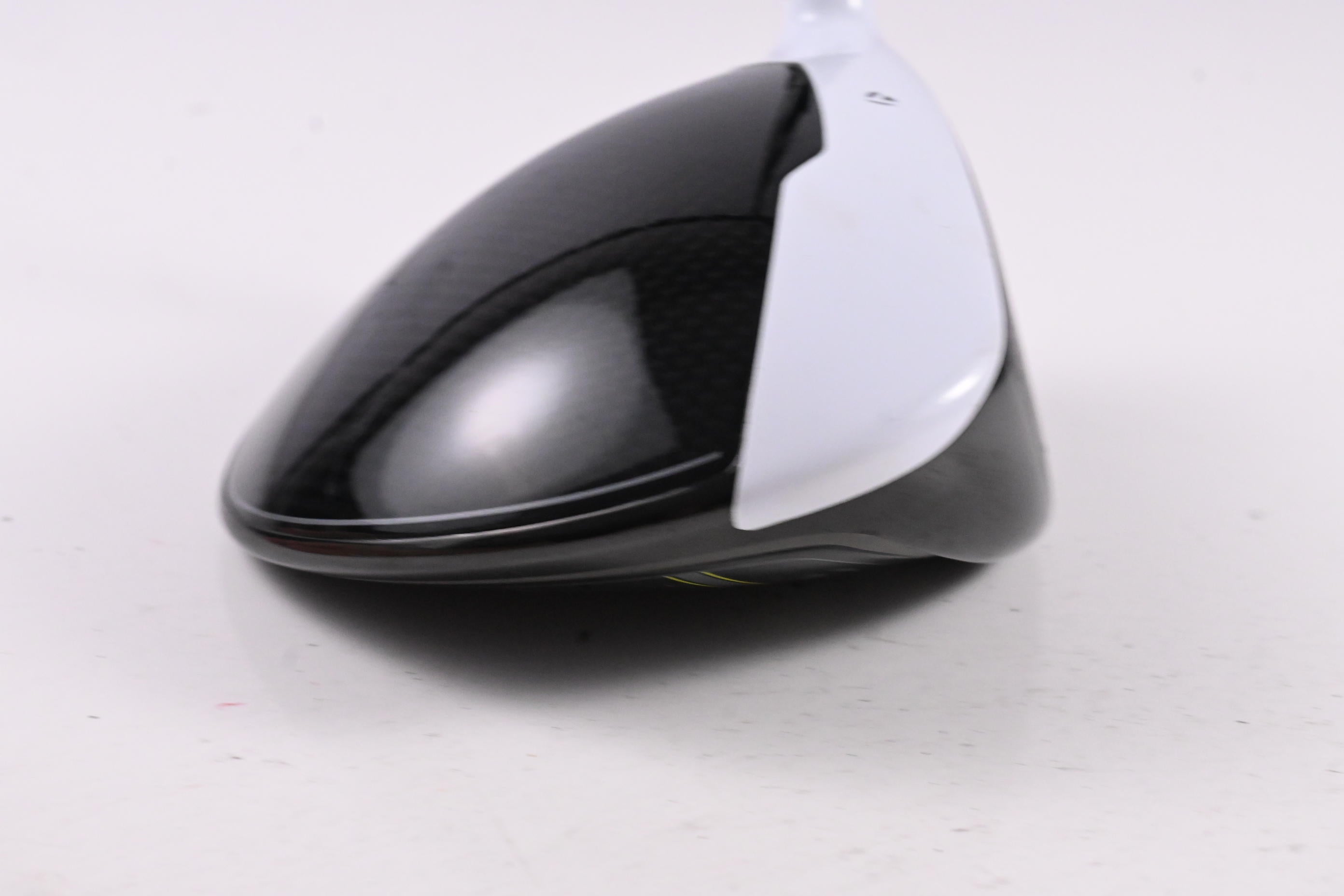 Taylormade M1 2017 Driver / 10.5 Degree / Regular Flex Psyko Crossfire 60 Shaft