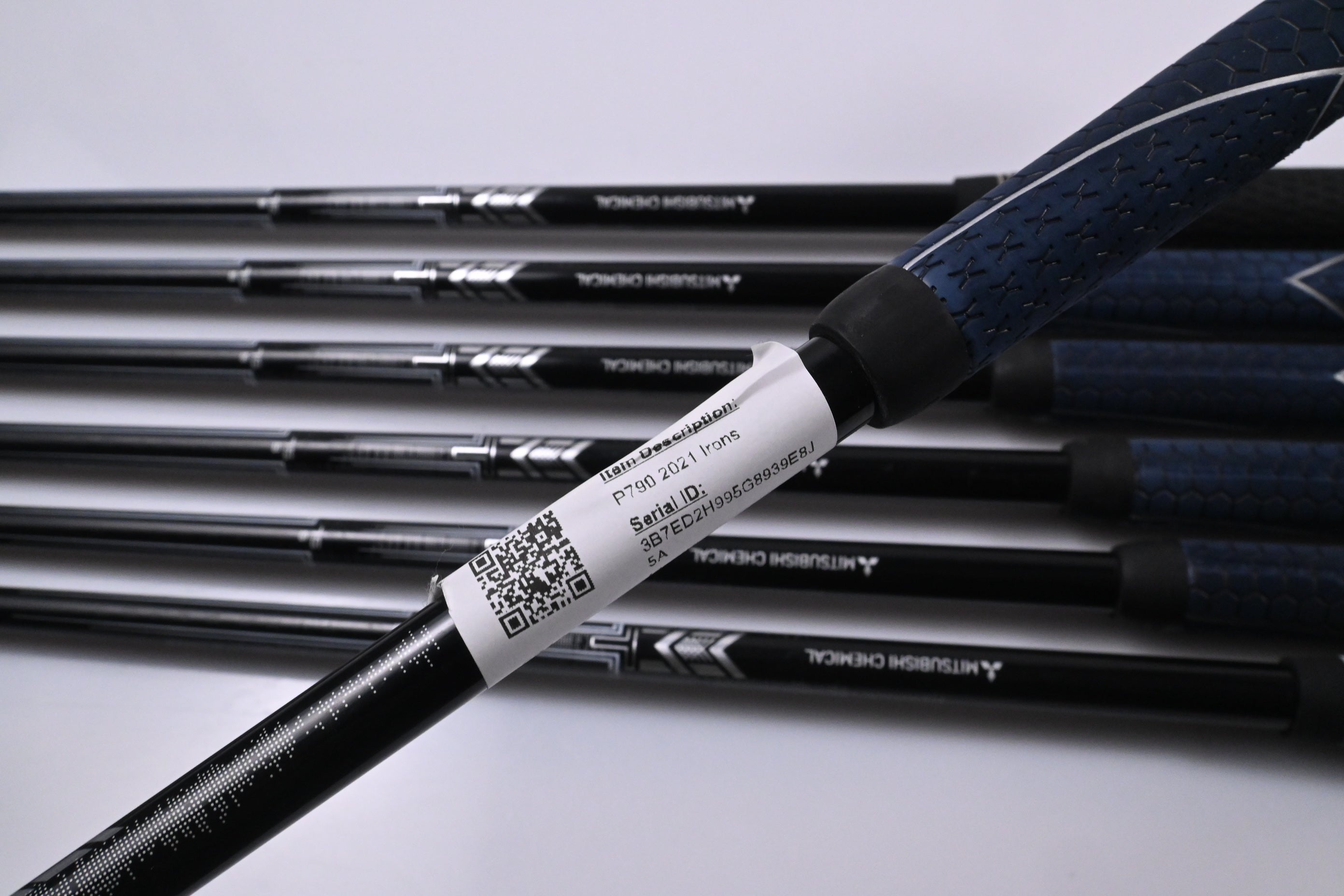 Taylormade P790 2021 Irons / 5-PW+AW / Stiff Flex MMT 75 Shafts