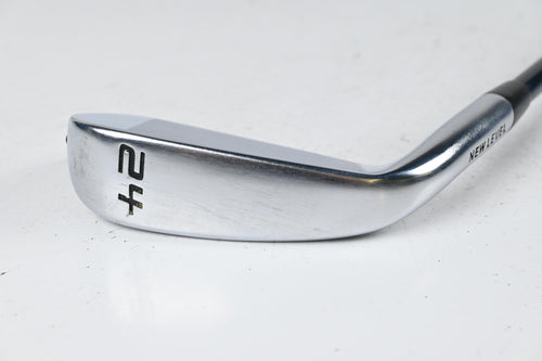 New Level NLU-01 #4 Hybrid / 24 Degree / X-Flex Ventus Blue Velocore 10 Shaft