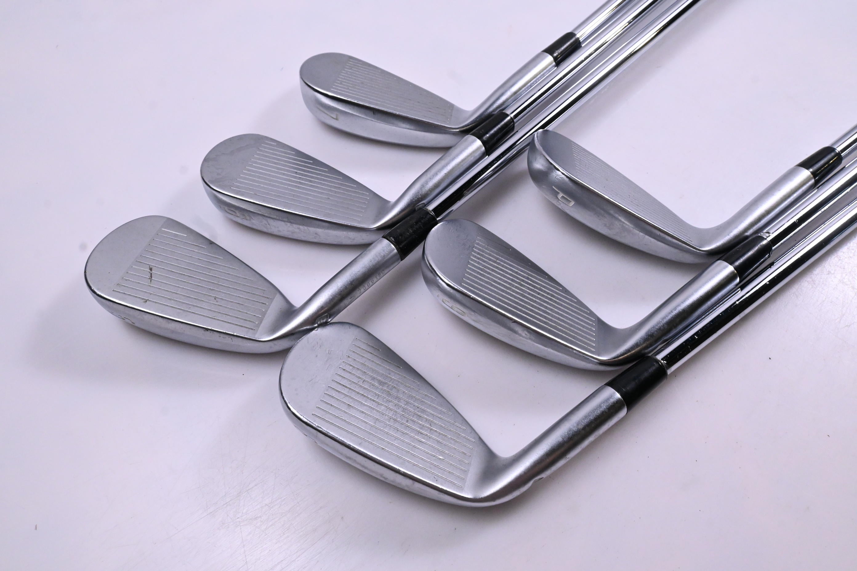 Mizuno JPX 900 Hot Metal Irons / 5-PW / Stiff Flex AMT Tour White S300 Shafts