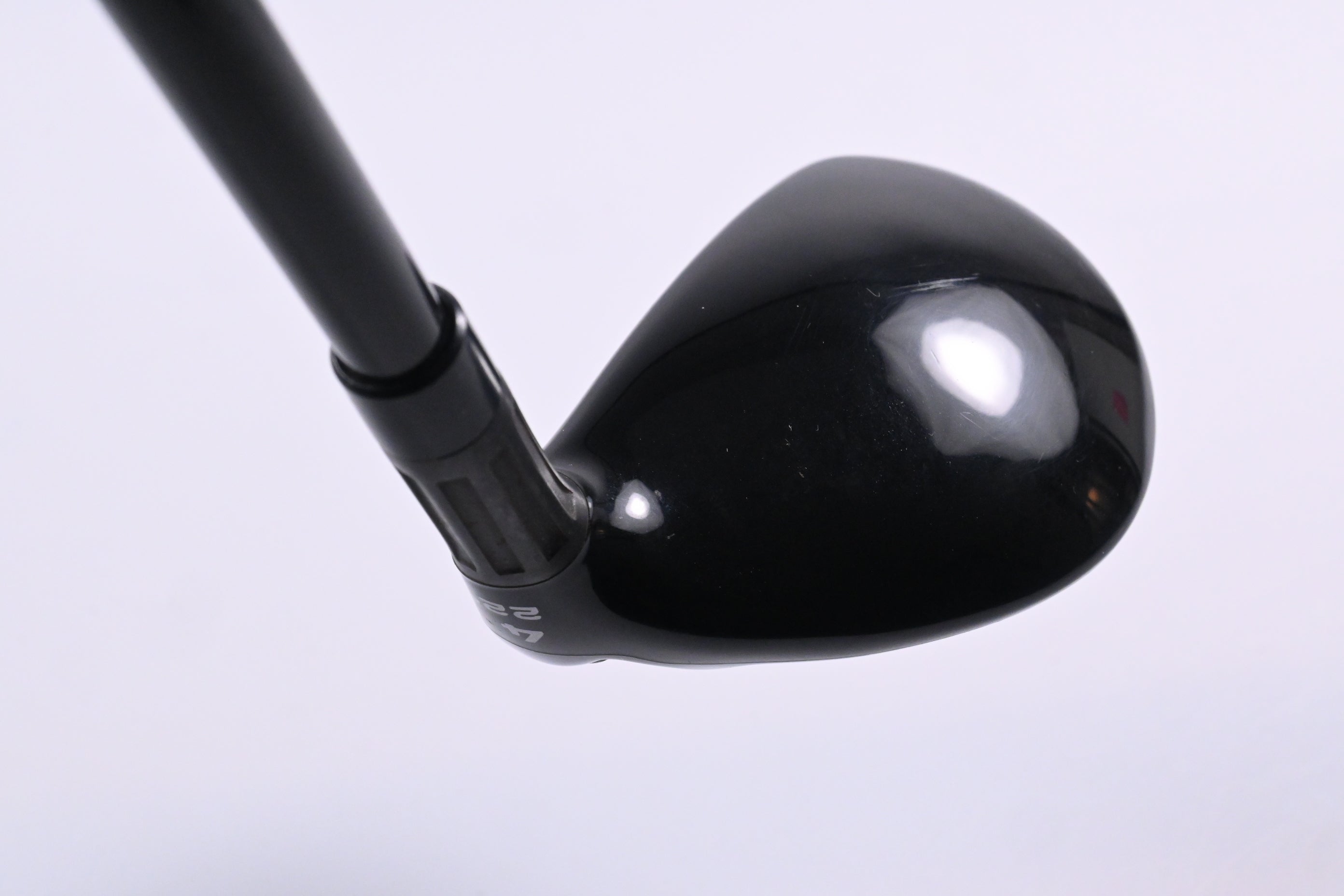 Taylormade M2 2016 #4 Hybrid / 22 Degree / Regular Flex M2 Reax 65 Shaft