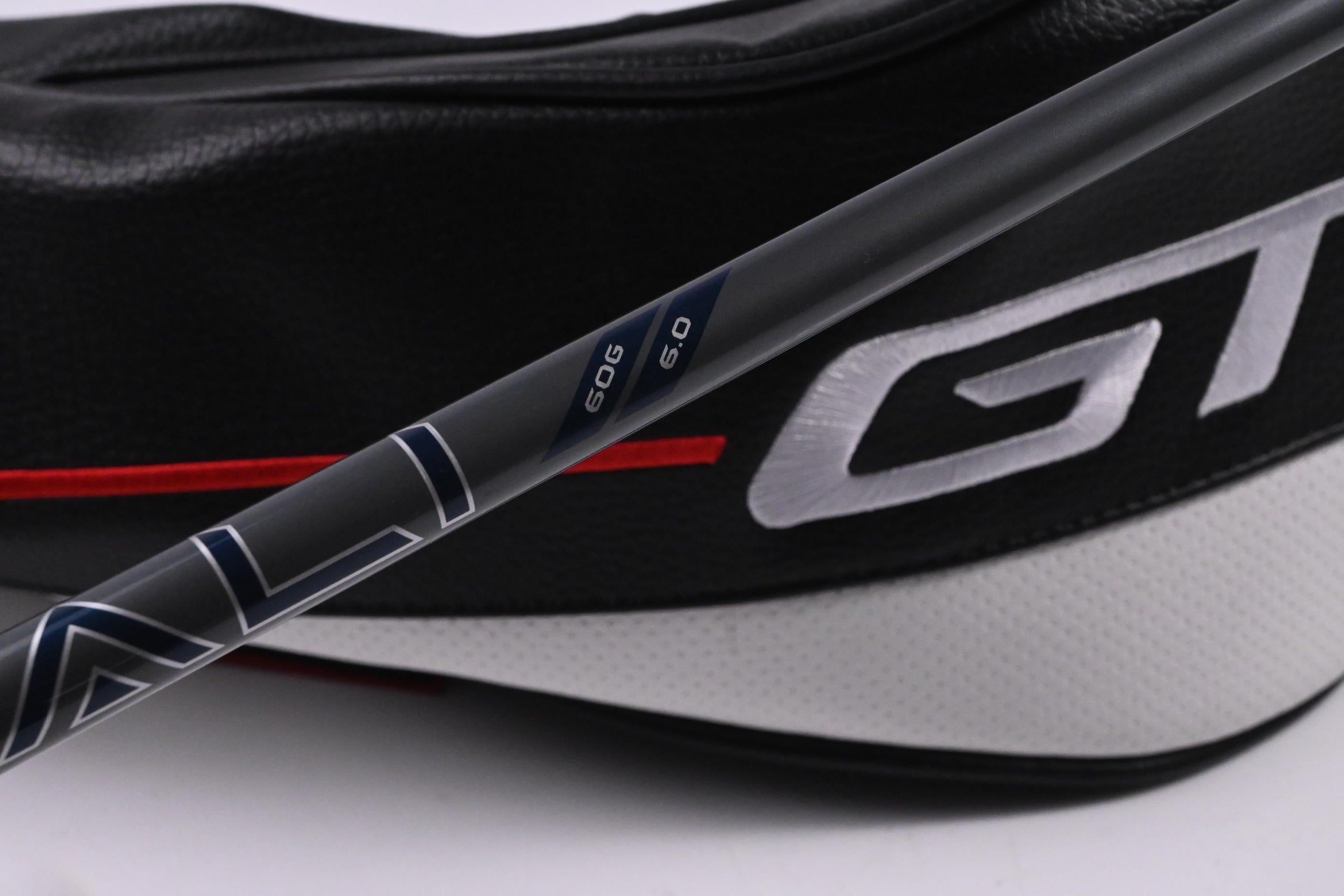 Titleist GT2 Driver / 11 Degree / Stiff Flex Project X Denali Charcoal 60 Shaft