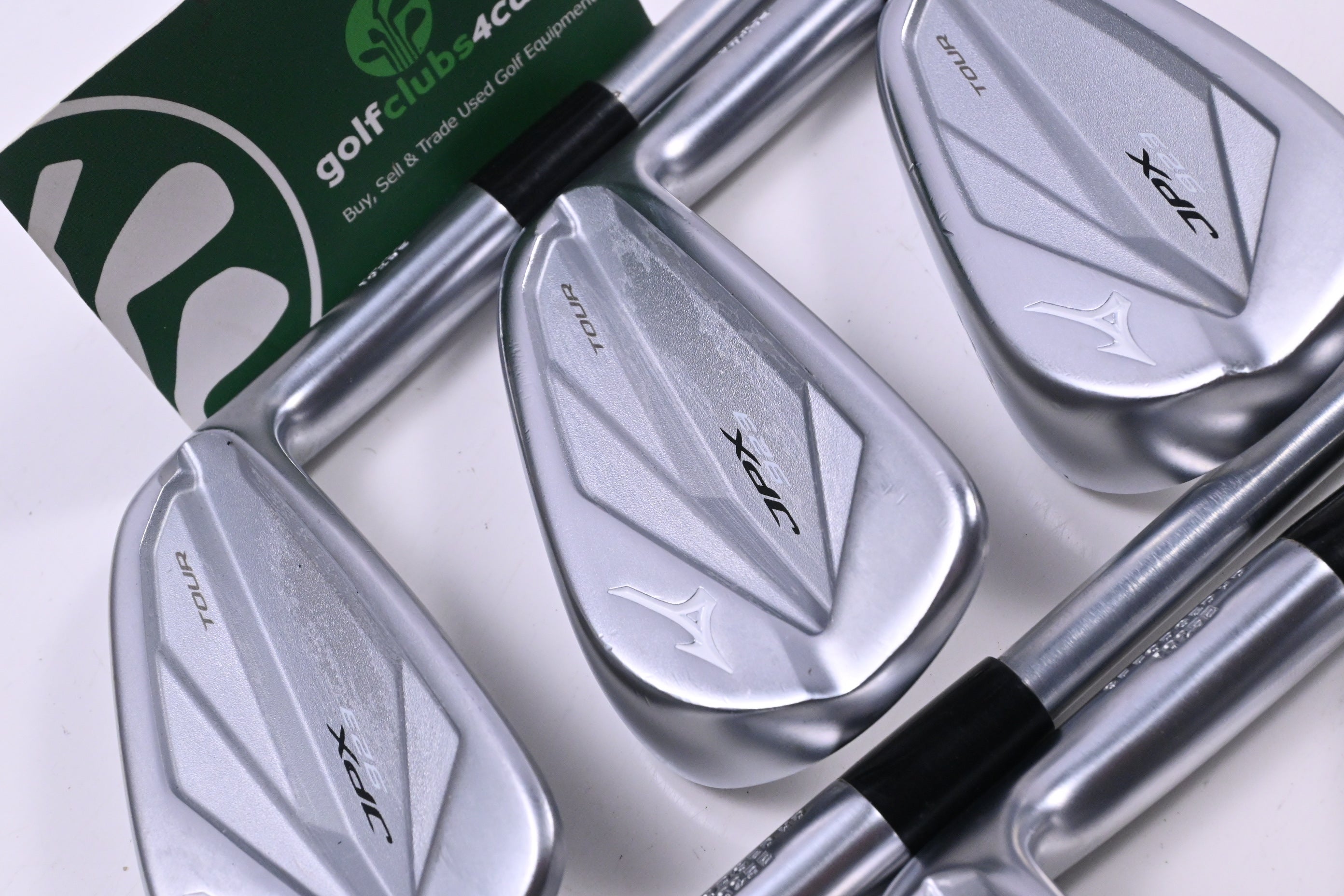 Mizuno JPX 923 Tour Irons / 6-PW+GW / Regular Plus Flex Project X IO 105 Shafts