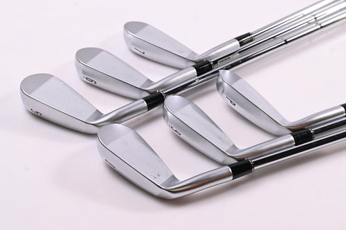 Srixon ZXi4 Irons / 5-PW / Stiff Flex Dynamic Gold Mid 115 S300 Shafts