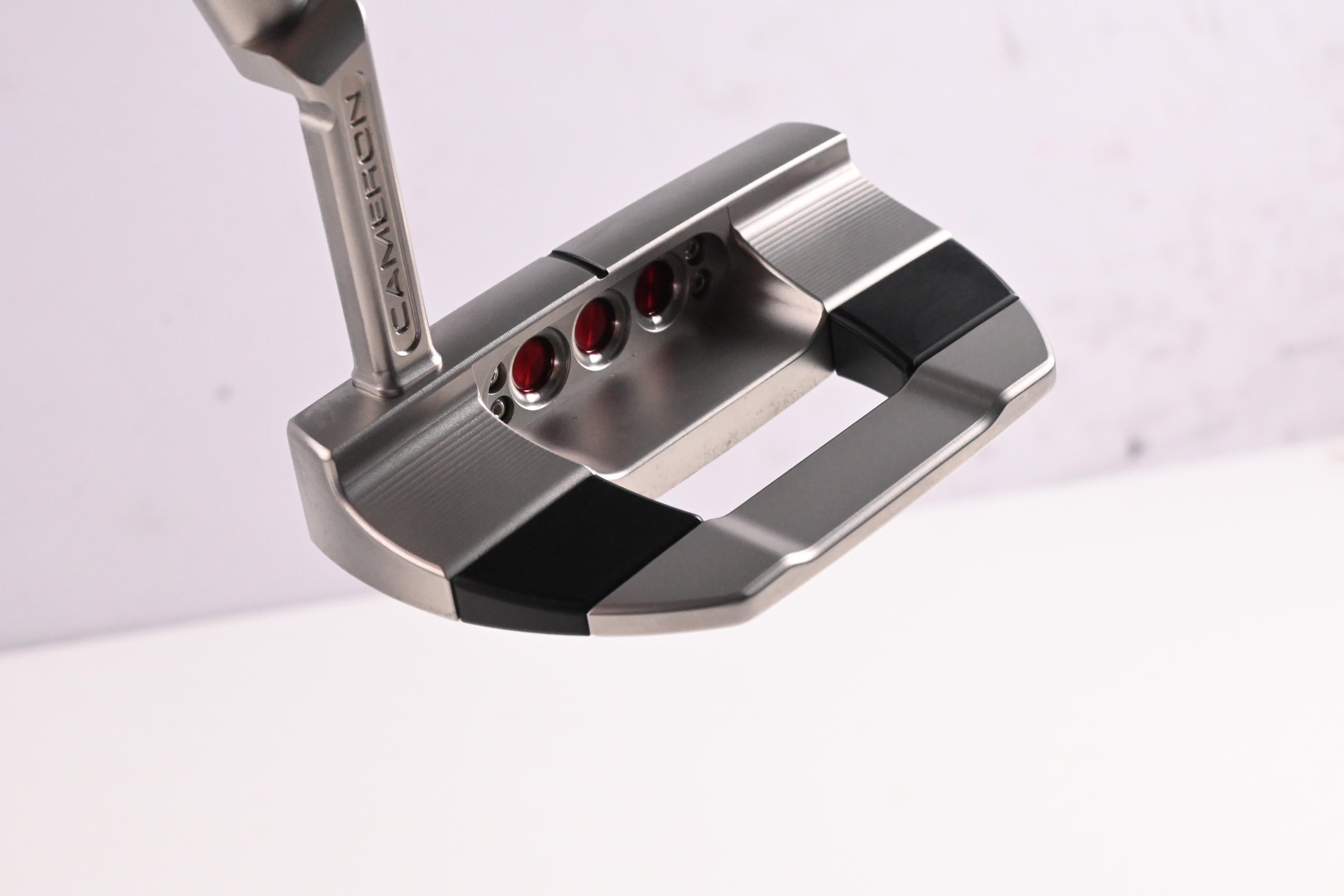 Scotty Cameron 2025 Studio Style Fastback 2 Putter / 34 Inch