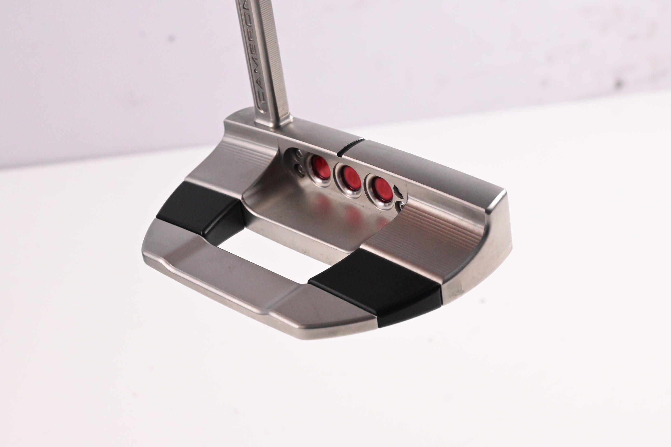 Scotty Cameron 2025 Studio Style Fastback 2 Putter / 34 Inch