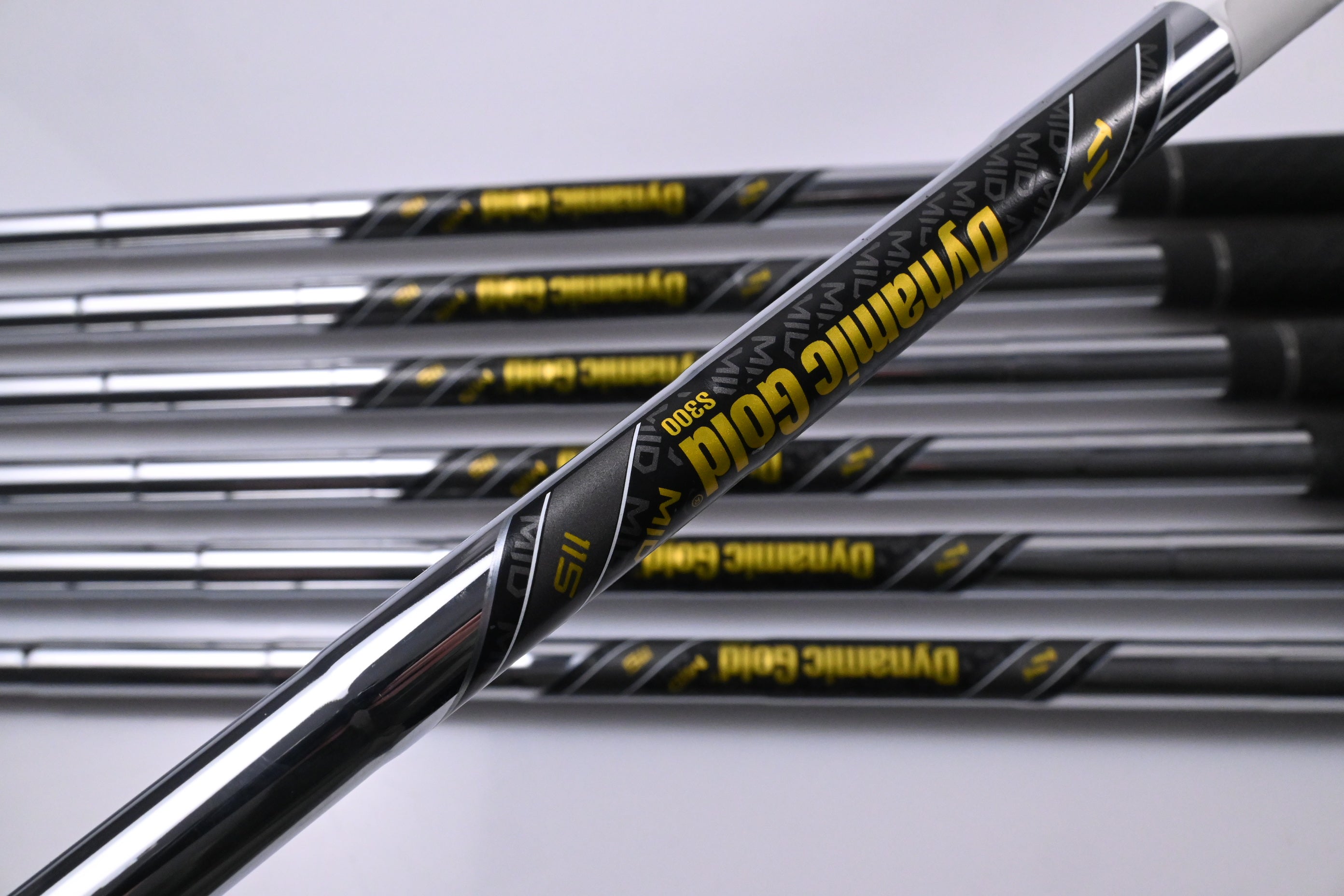 Callaway Apex Ai150 Irons / 4-PW / Stiff Flex Dynamic Gold Mid 115 S300 Shafts