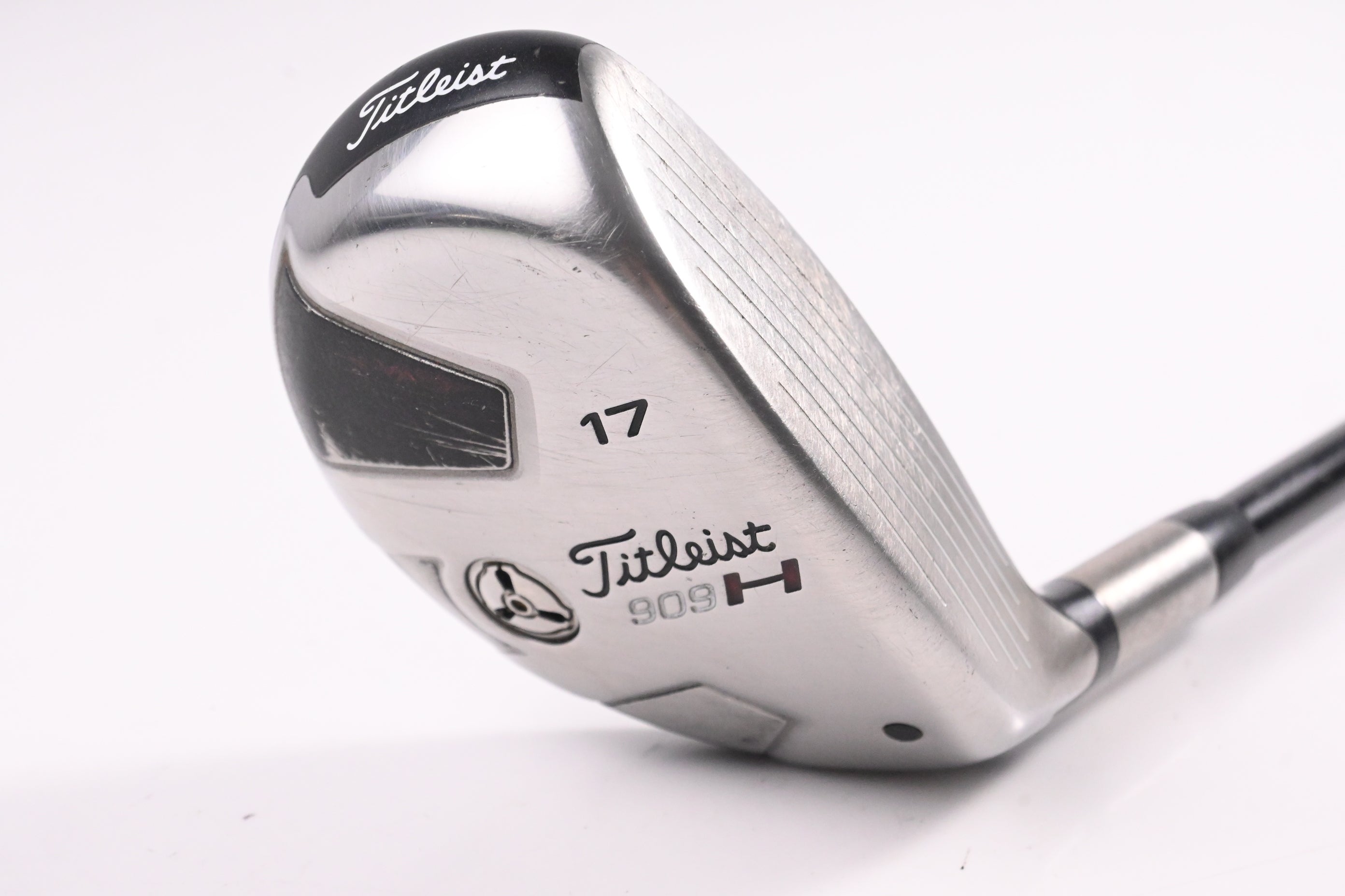Titleist 909H #2 Hybrid / 17 Degree / Stiff Flex Aldila Voodoo Shaft