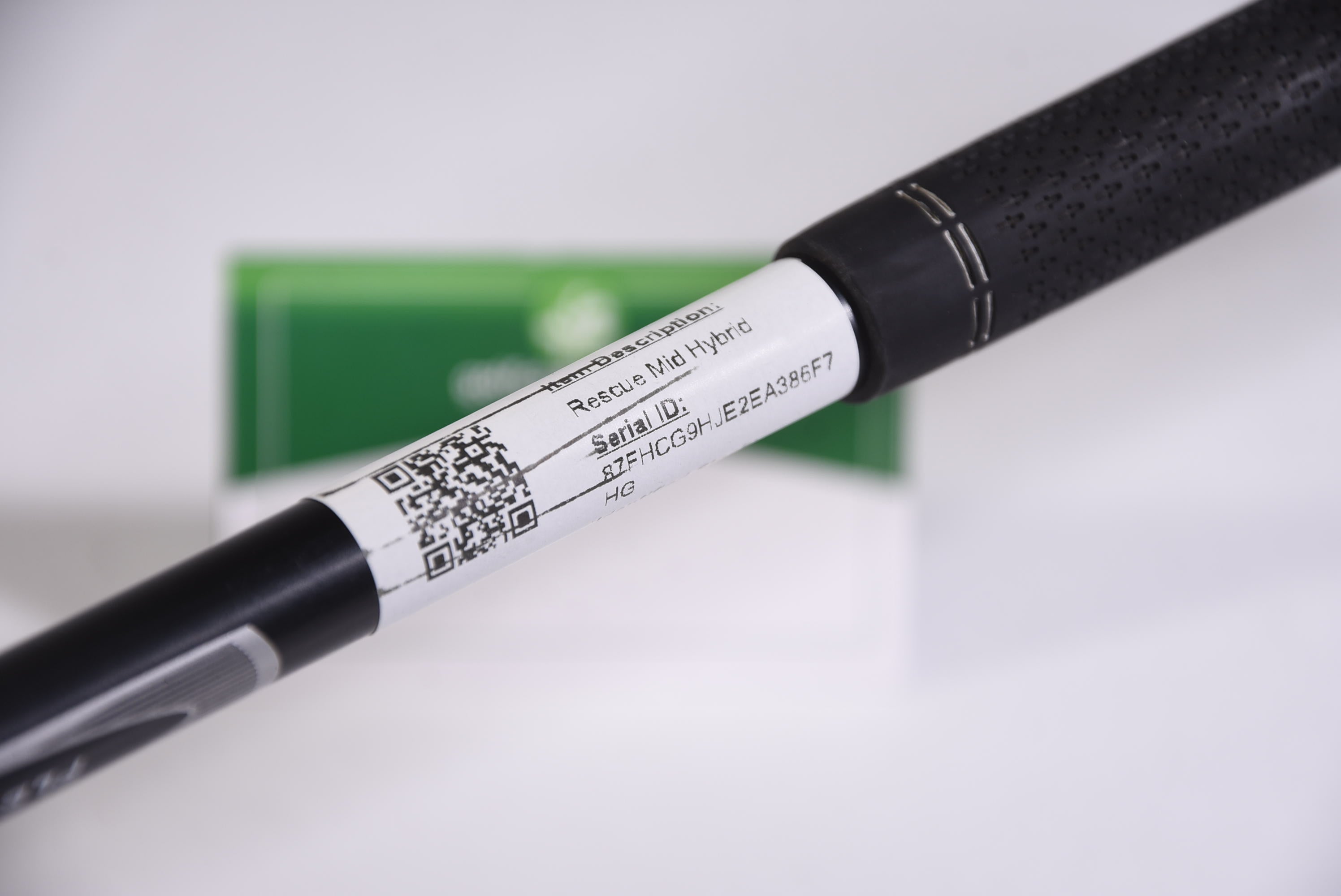 Taylormade Rescue Mid #3 Hybrid / 19 Degree / Regular Flex Taylormade Ultralite