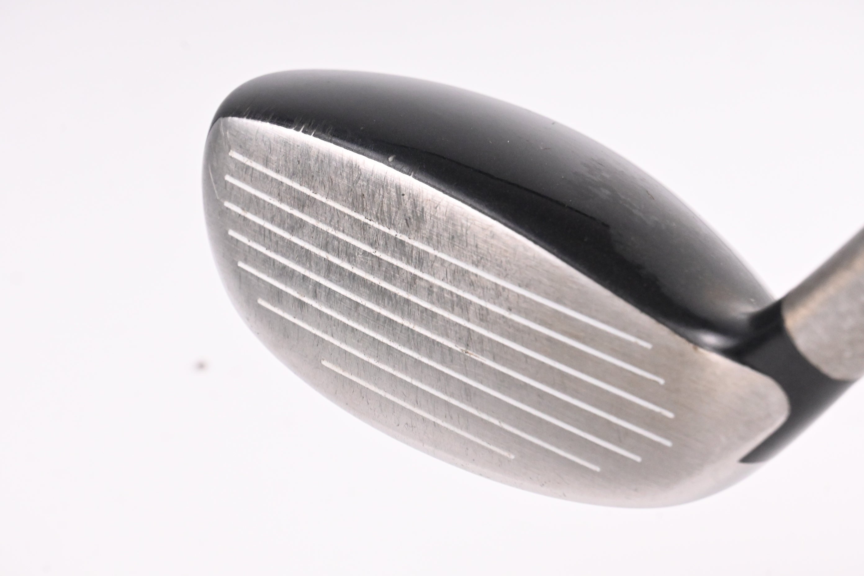 Titleist 909H #2 Hybrid / 17 Degree / Stiff Flex Aldila Voodoo Shaft
