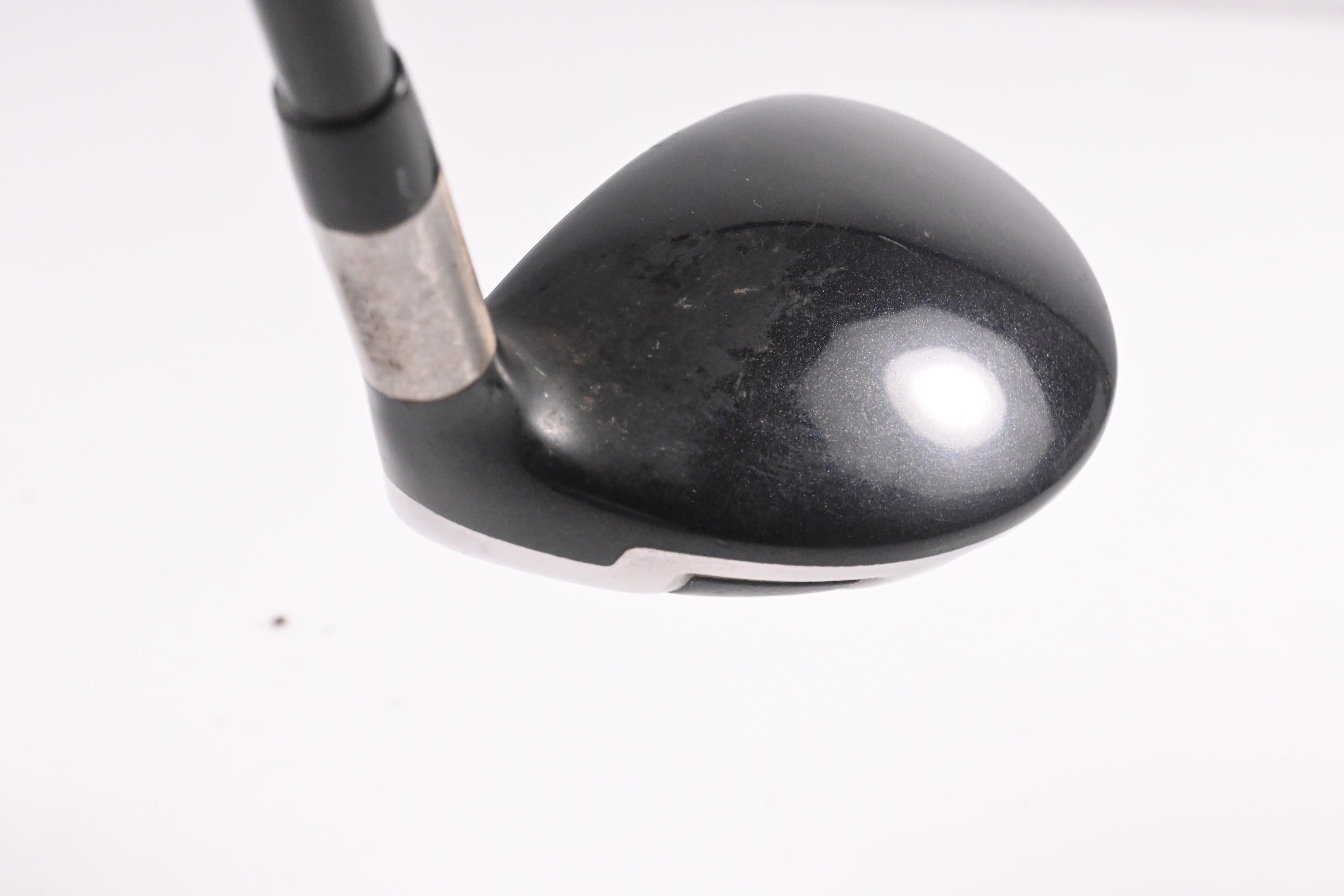 Titleist 909H #2 Hybrid / 17 Degree / Stiff Flex Aldila Voodoo Shaft