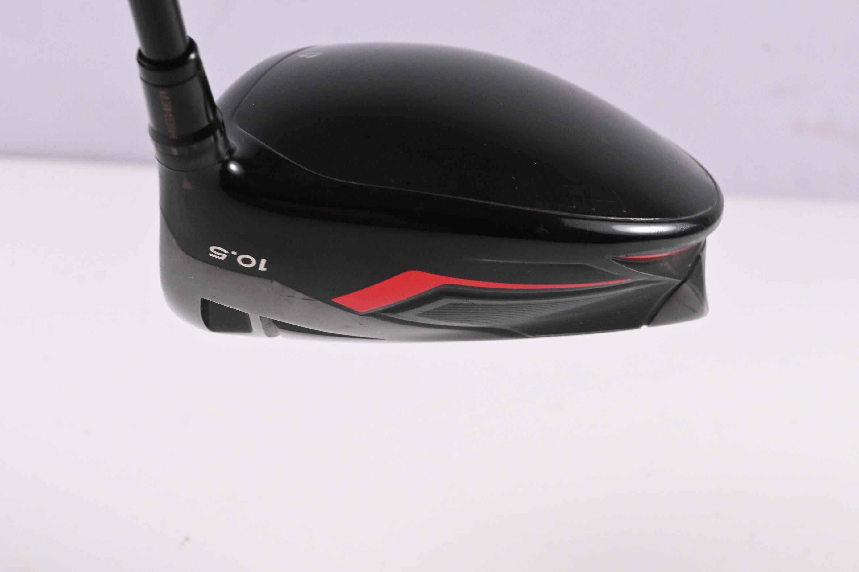 Taylormade Stealth Driver / 10.5 Degree / Stiff Flex Hzrdus Smoke RDX Red 60