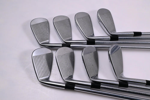 Mizuno Pro 223 Irons / 4-PW+GW / Stiff Flex Project X IO 110 Shafts