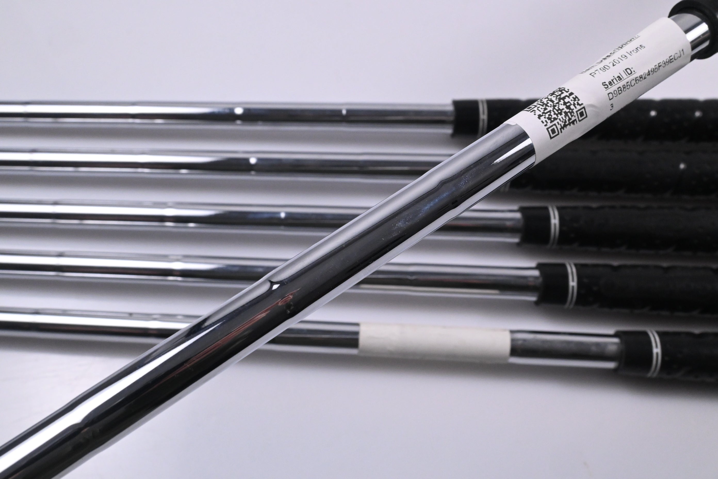 Taylormade P790 2019 Irons / 5-PW / Stiff Flex True Temper Dynamic Gold Shafts