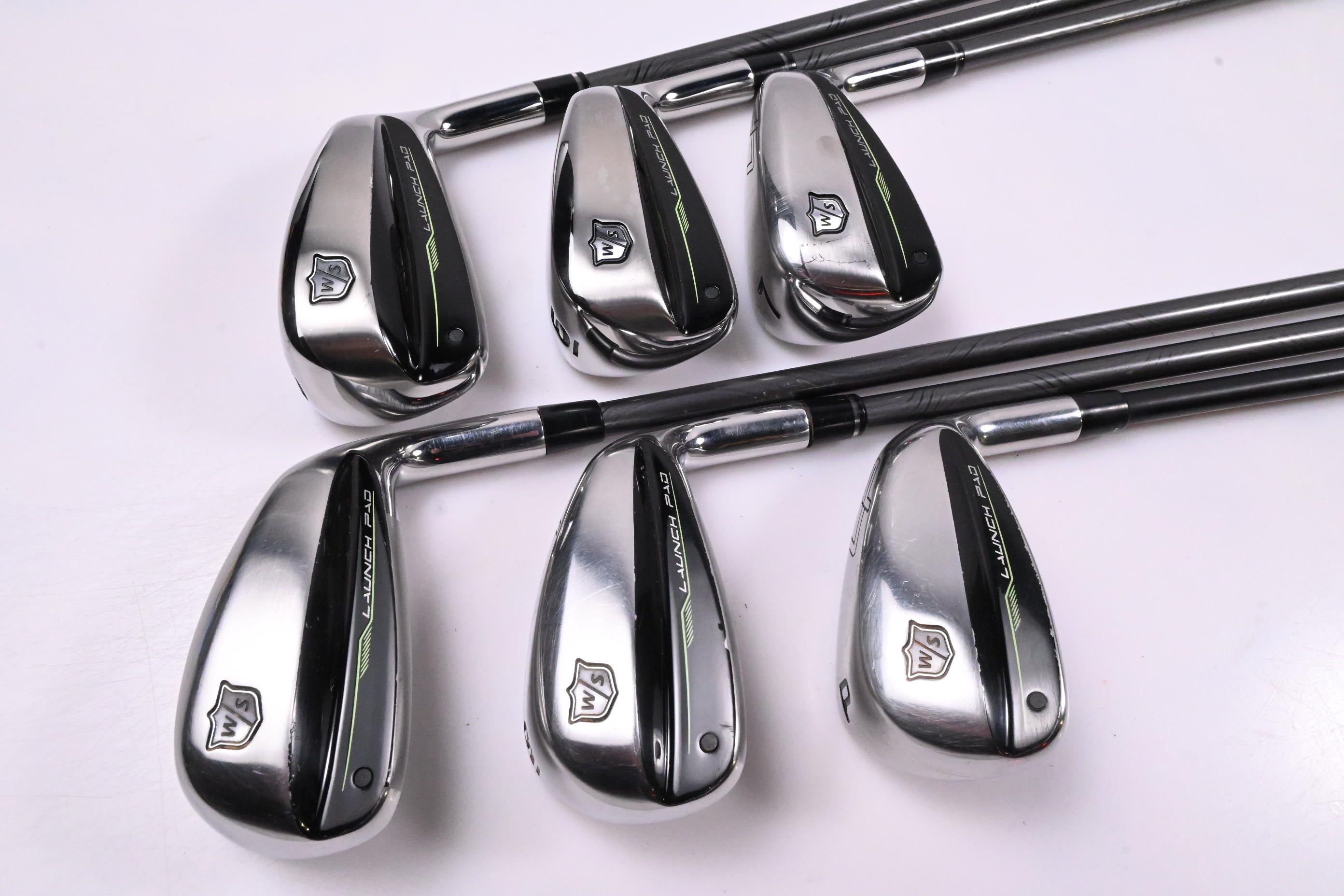 Wilson Launch Pad 2022 Irons / 5-PW / Regular Flex Evenflow 65 Shaft