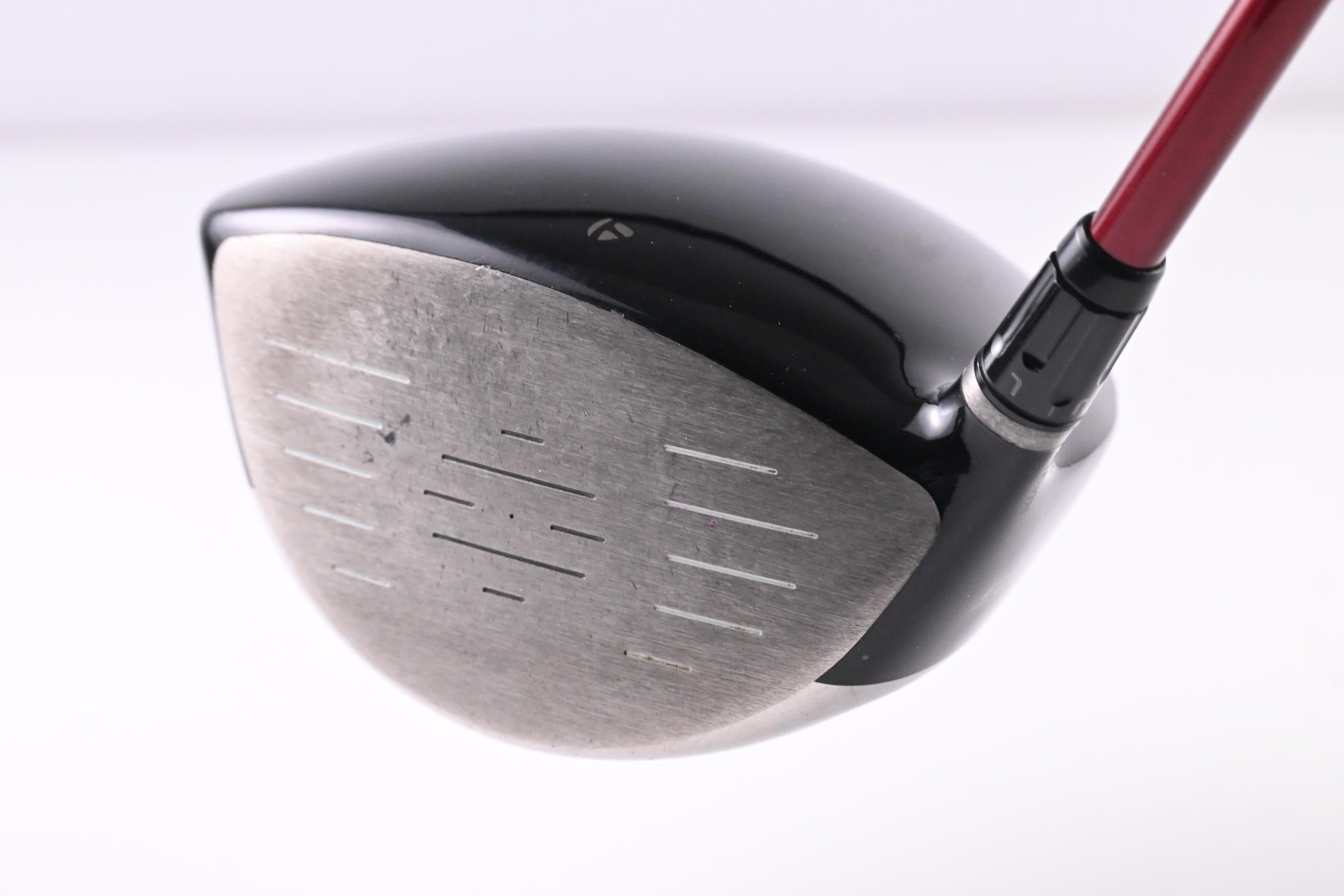 Taylormade R9 Driver / 10.5 Degree / Regular Flex Aldila REAX 60 Shaft