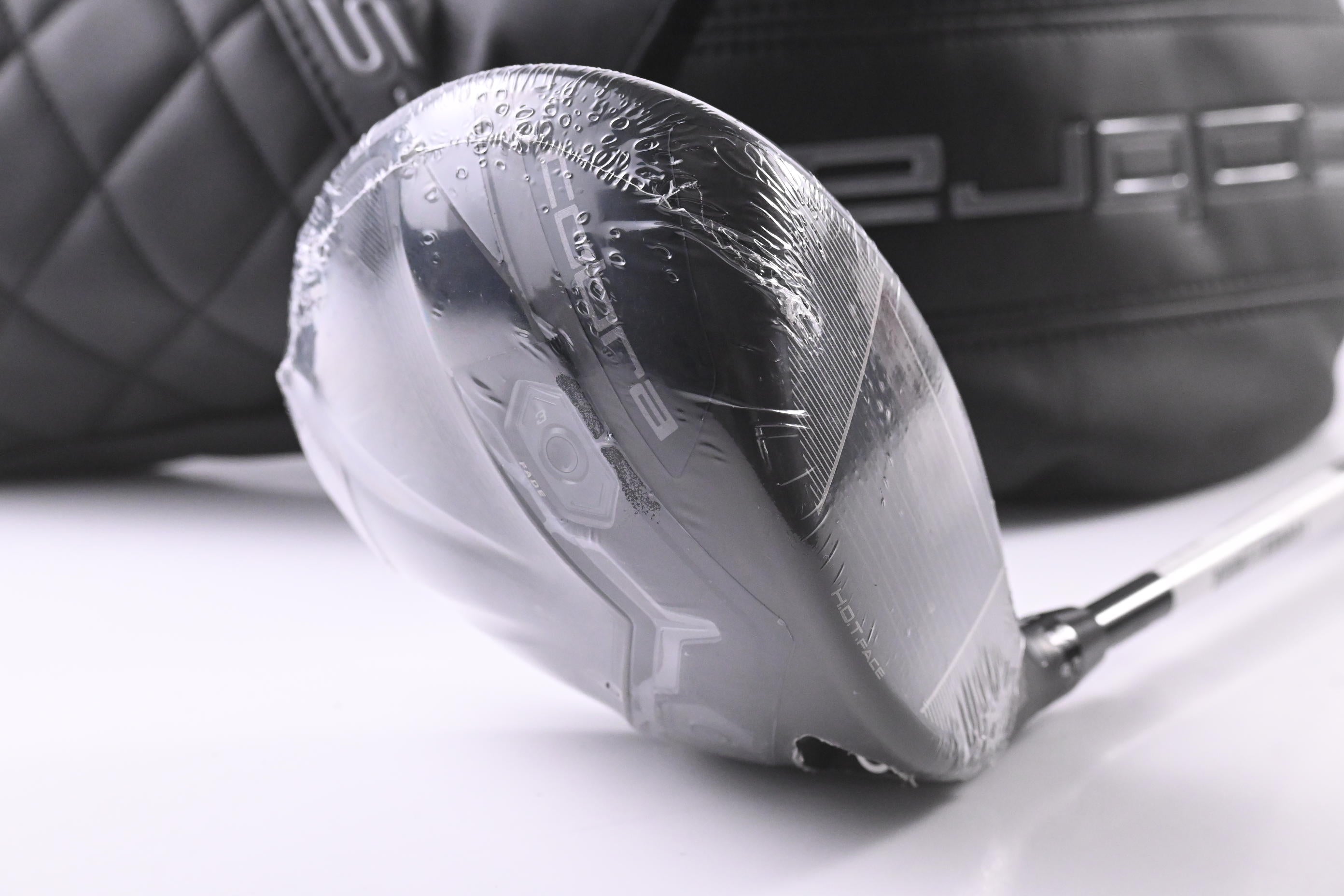 Cobra DS-Adapt LS Driver / 9 Degree / Stiff Flex Denali Black 60 Shaft