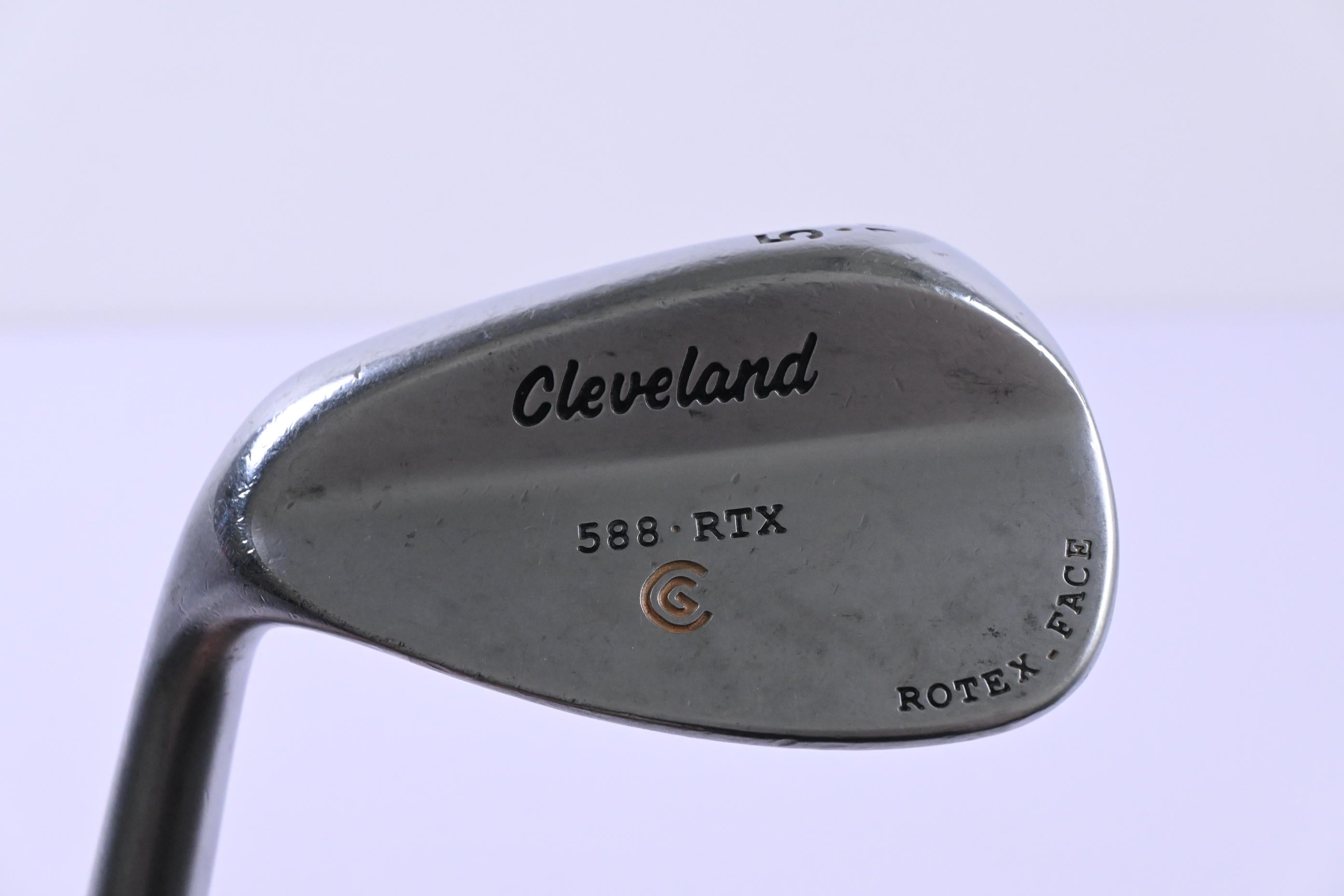 Left Hand Cleveland 588 RTX Gap Wedge / 52 Degree / Wedge Flex Dynamic Gold
