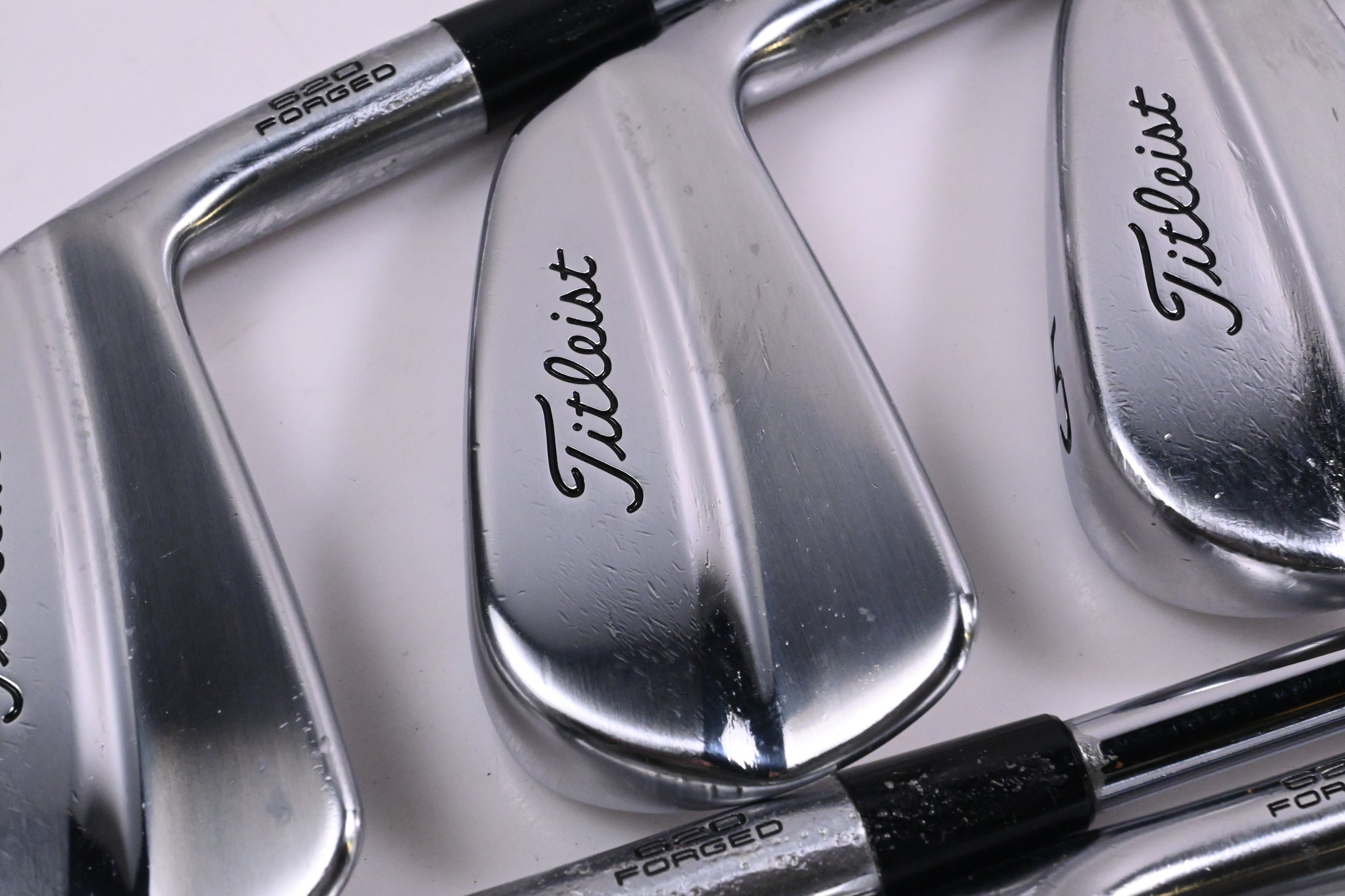 Titleist MB 620 Irons / 3-PW / Regular Flex Dynamic Gold R300 Shafts