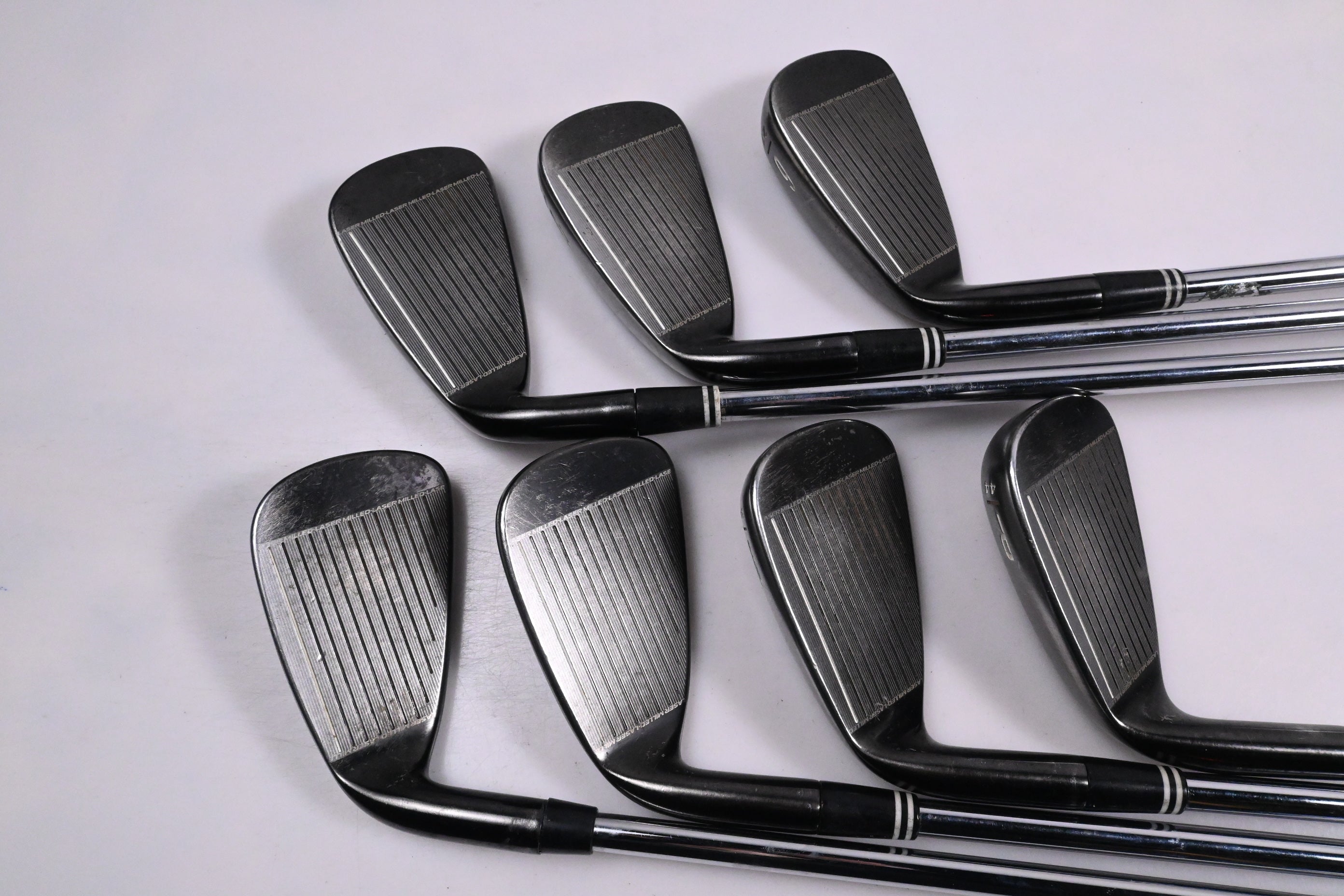 Cleveland CG16 Black Pearl Irons / 4-PW / Regular Flex Cleveland Traction 85