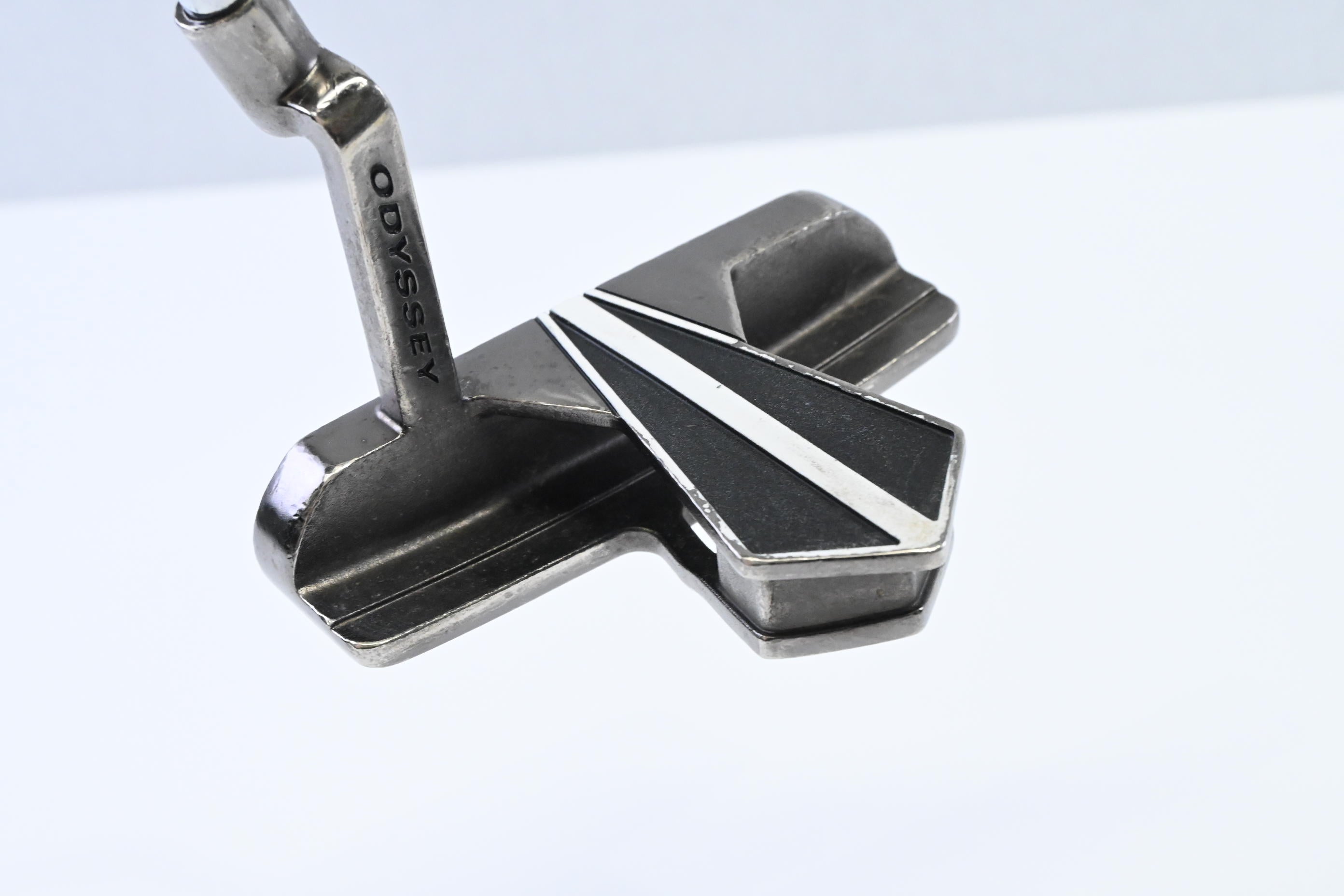 Odyssey White Ice D.A.R.T Blade Putter / 34 Inch