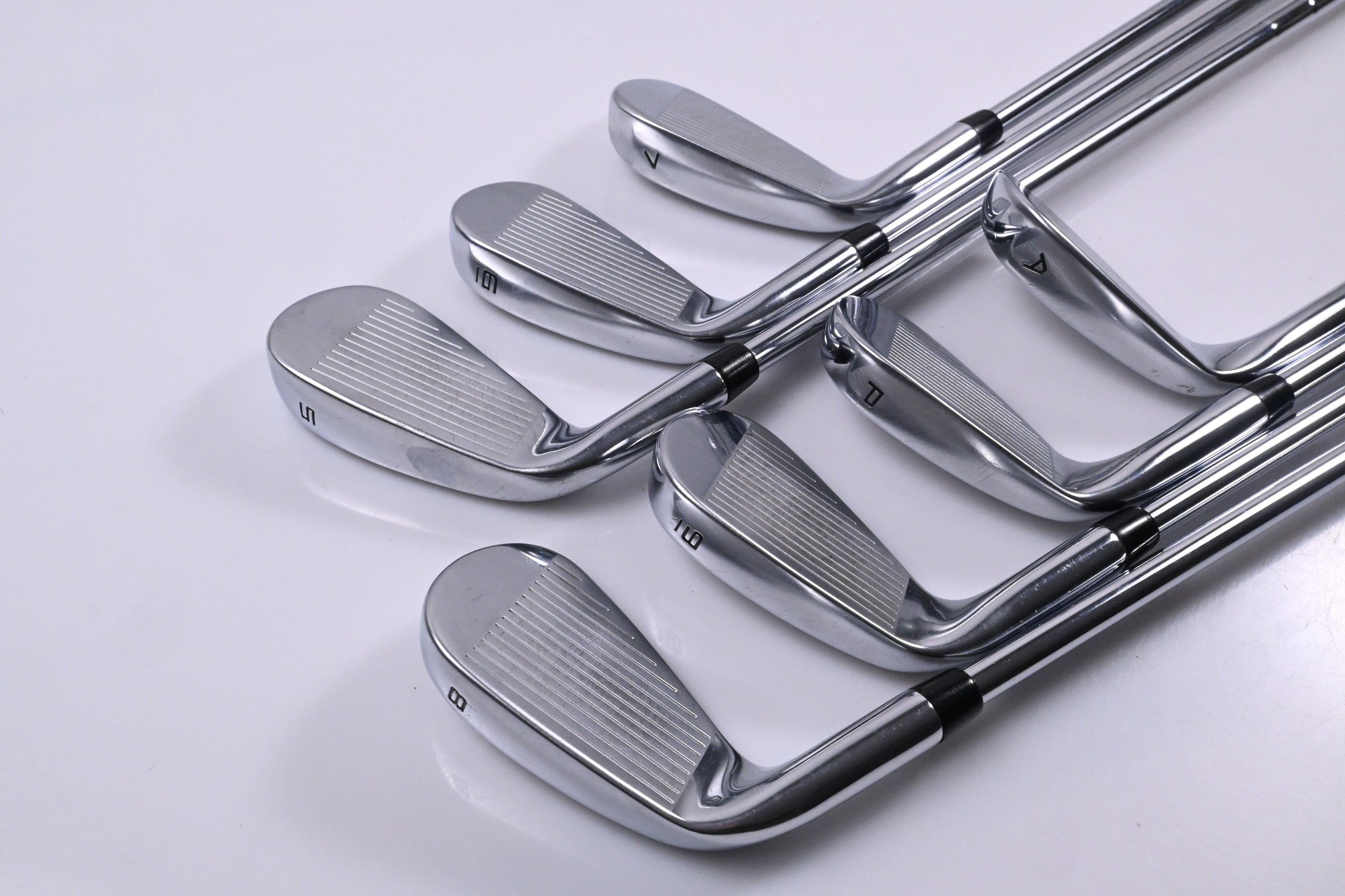 Callaway Elyte Irons / 5-PW+AW / Regular Flex True Temper Vector 80 Shafts