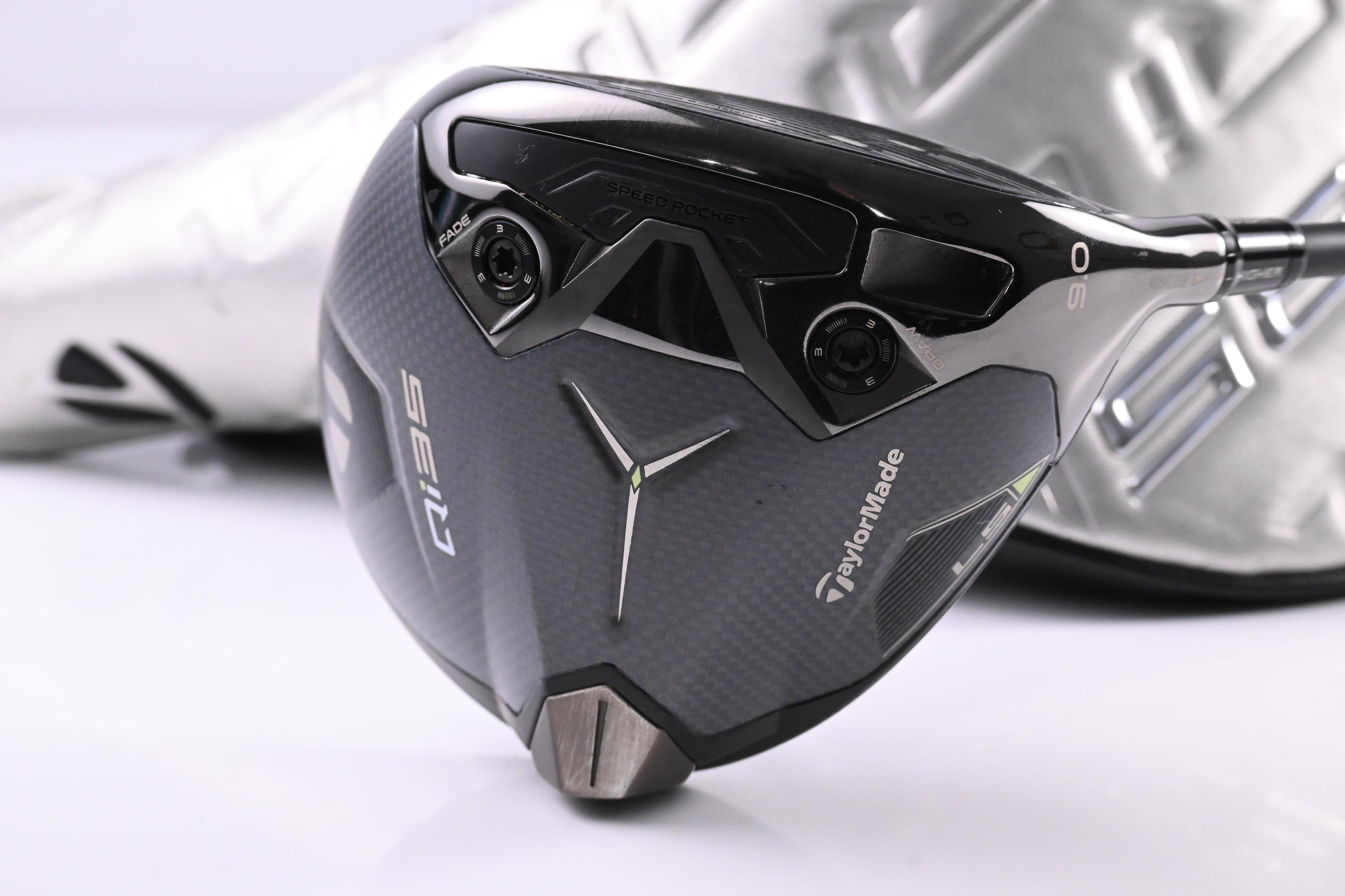 Taylormade Qi35 LS Driver / 9 Degree / X-Flex Kai'li White Dark Wave 60 Shaft
