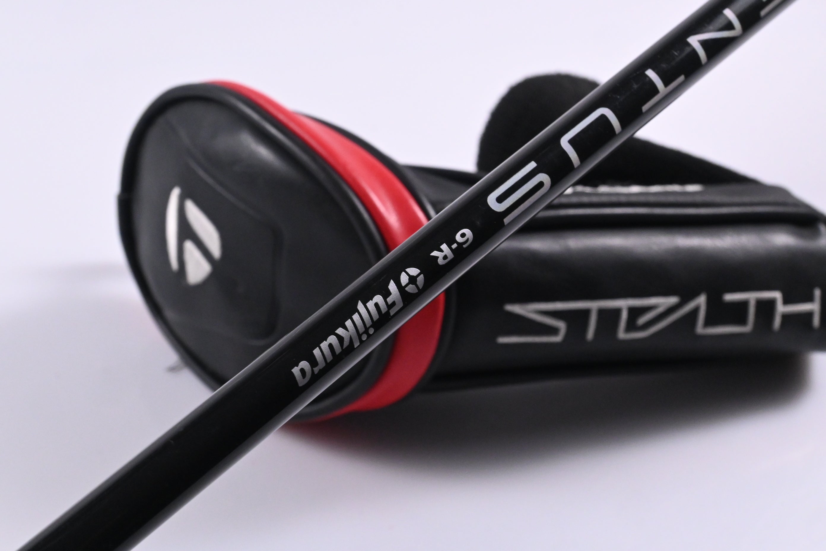 Taylormade Stealth #4 Hybrid / 22 Degree / Regular Flex Fujikura Ventus Red 6