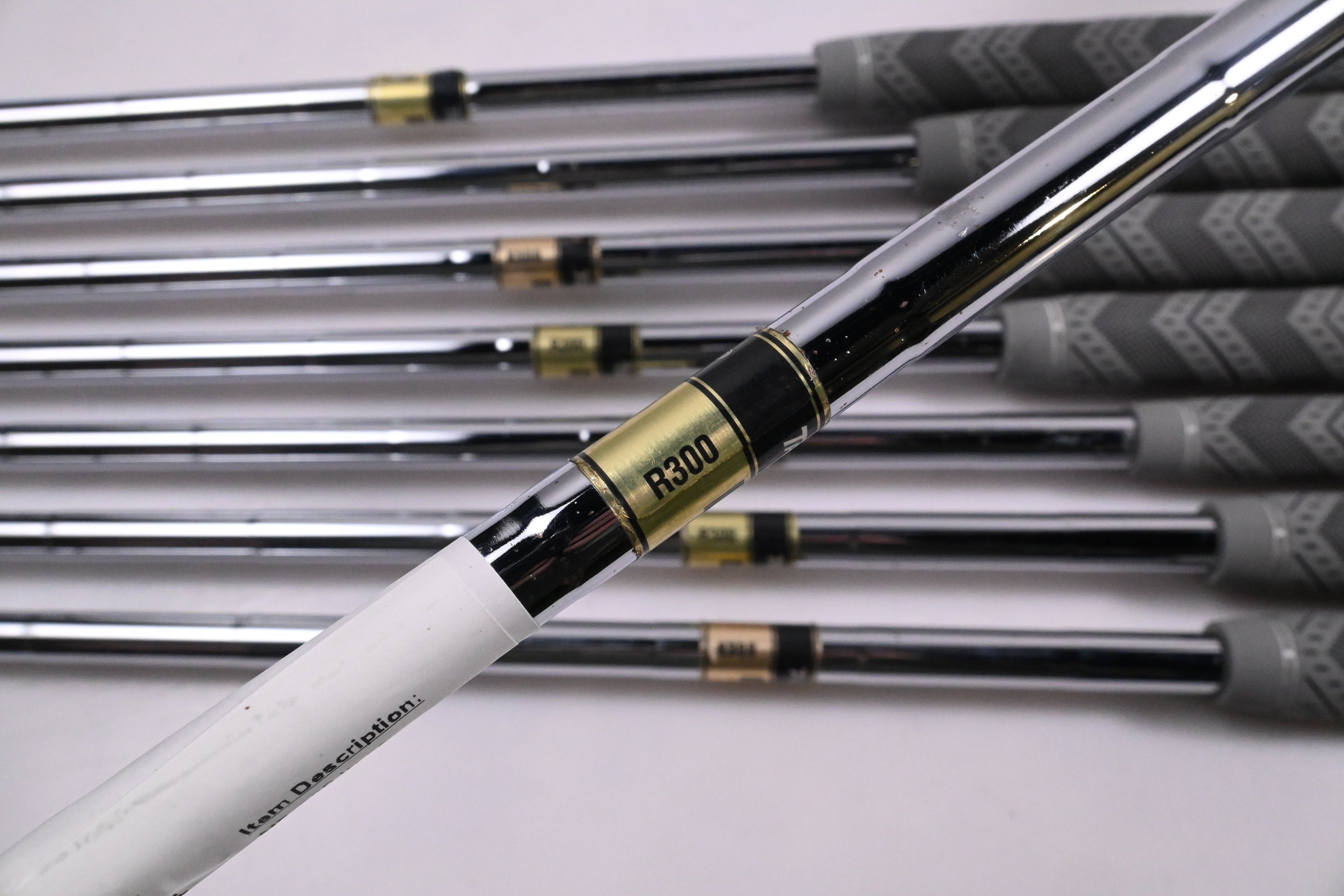 Titleist MB 620 Irons / 3-PW / Regular Flex Dynamic Gold R300 Shafts