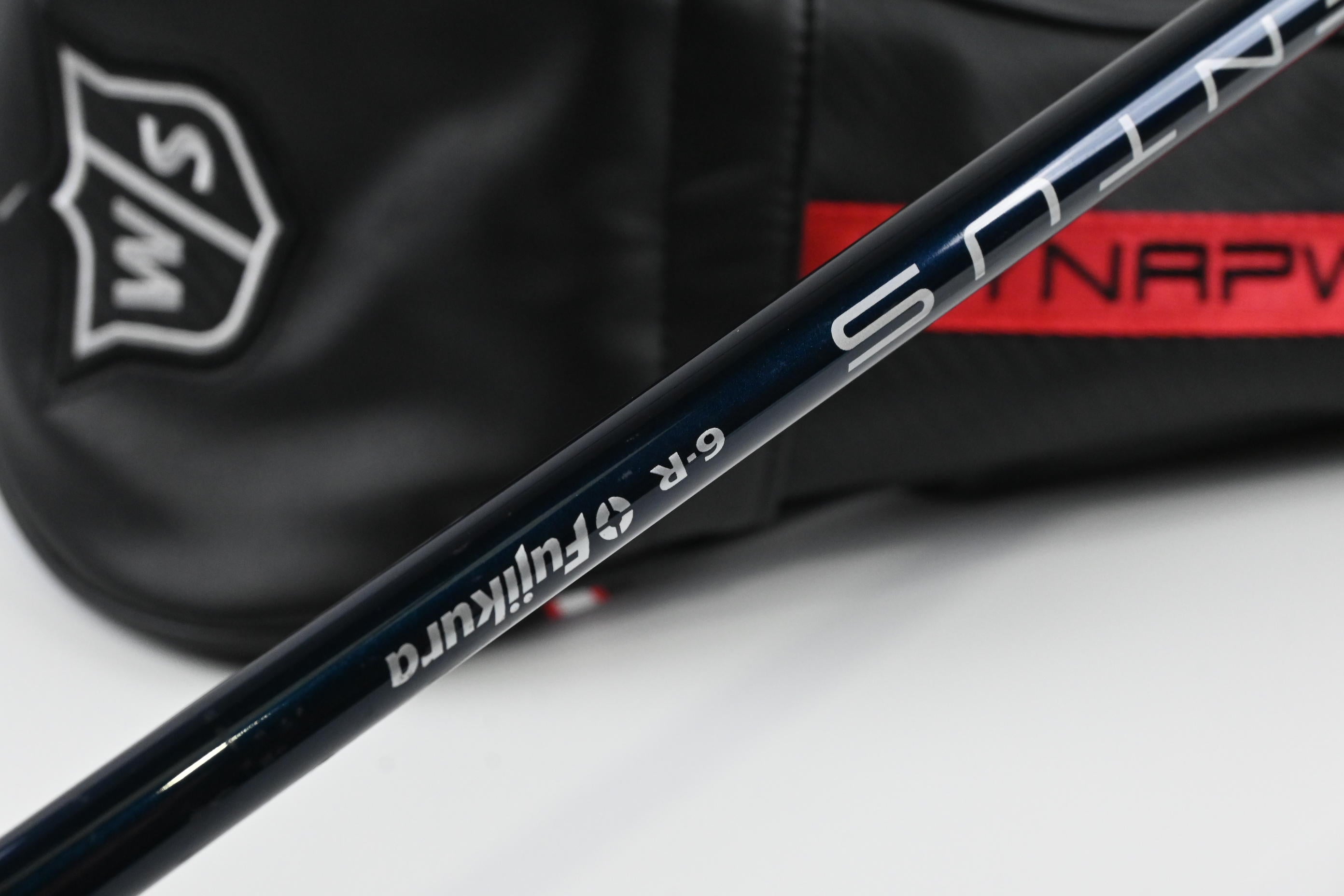 Left Hand Wilson Dynapower Carbon 2023 Driver / 9 Degree / Regular Flex Ventus 6