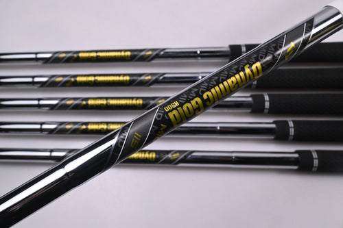 Callaway Quantum Max Irons / 6-PW+GW / Regular Flex Dynamic Gold Mid 115 R300