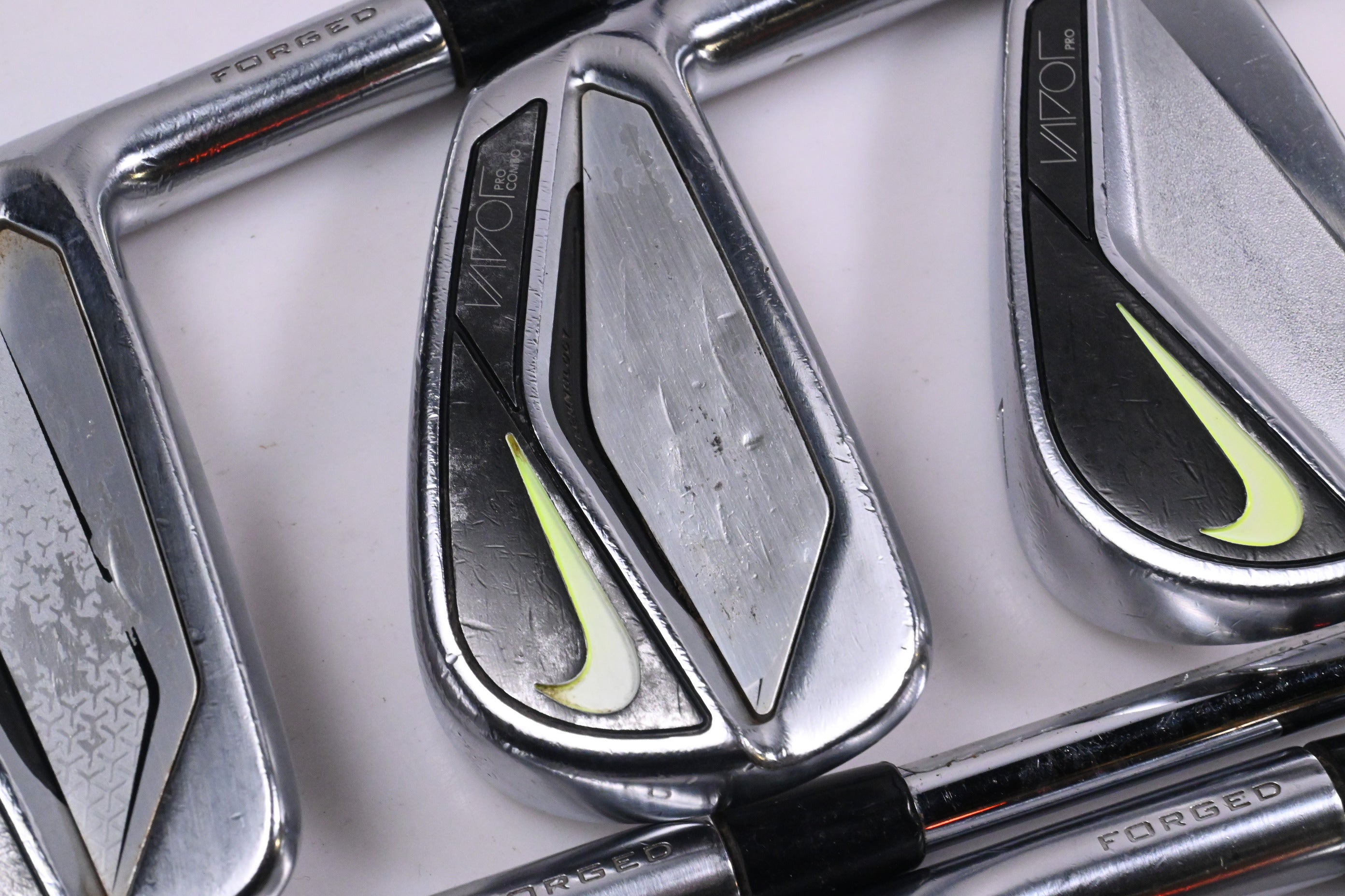 Nike Vapor Pro Combo Irons / 5-PW / Regular Flex Dynamic Gold R300 Shafts