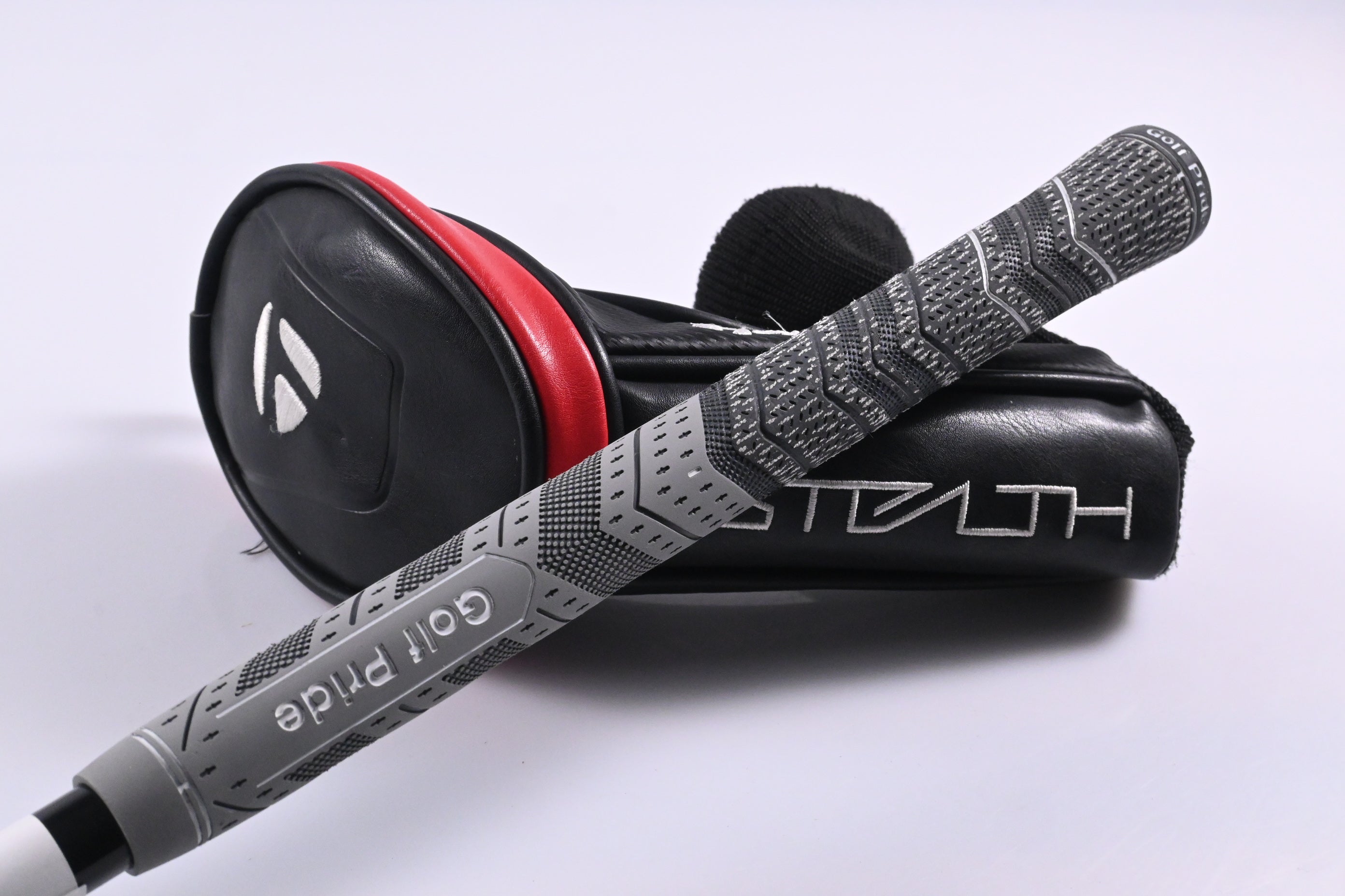 Taylormade Stealth #4 Hybrid / 22 Degree / Regular Flex Fujikura Ventus Red 6