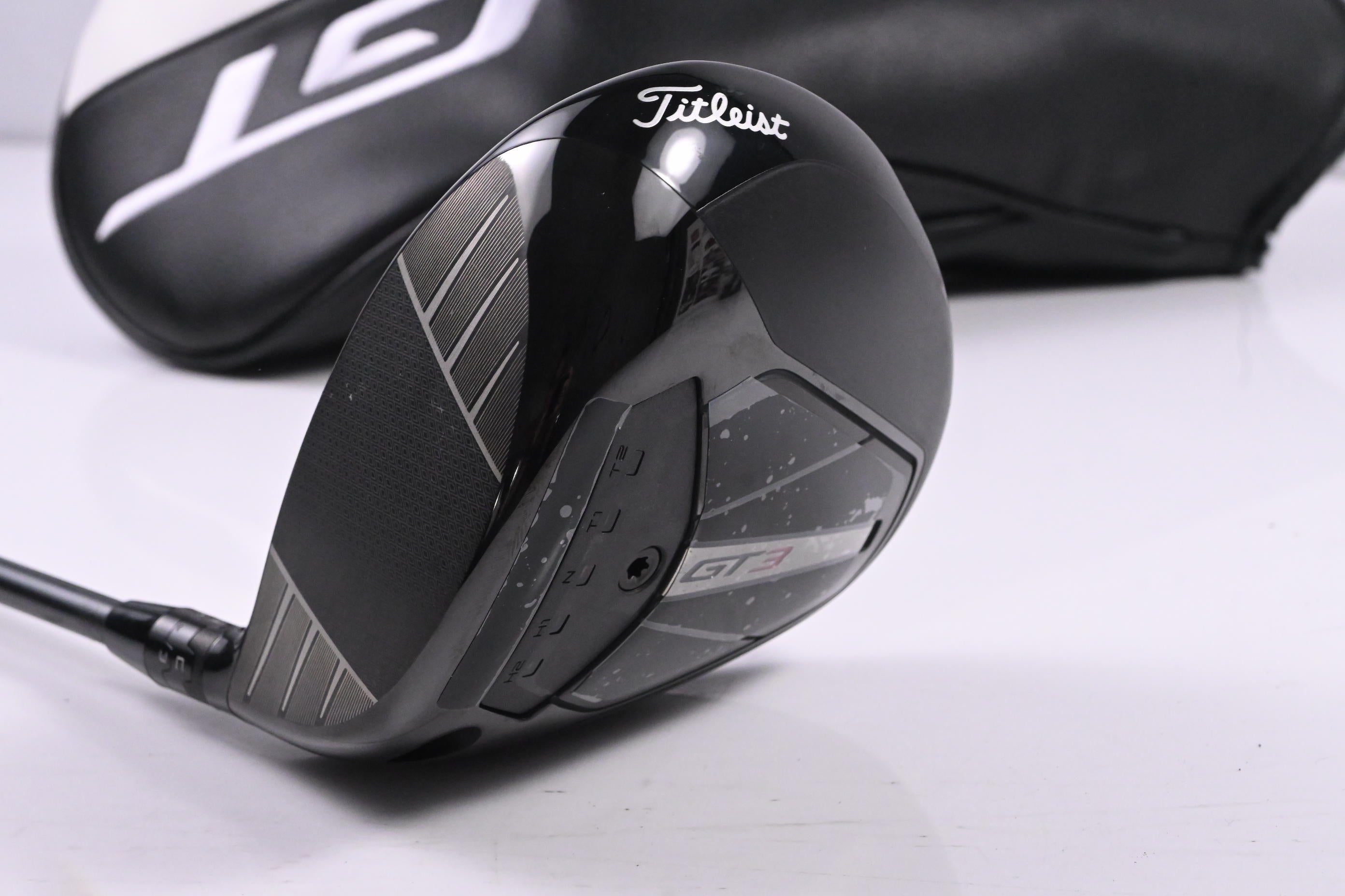 Left Hand Titleist GT3 Driver / 9 Degree / Regular Flex Fujikura Vista Pro 55