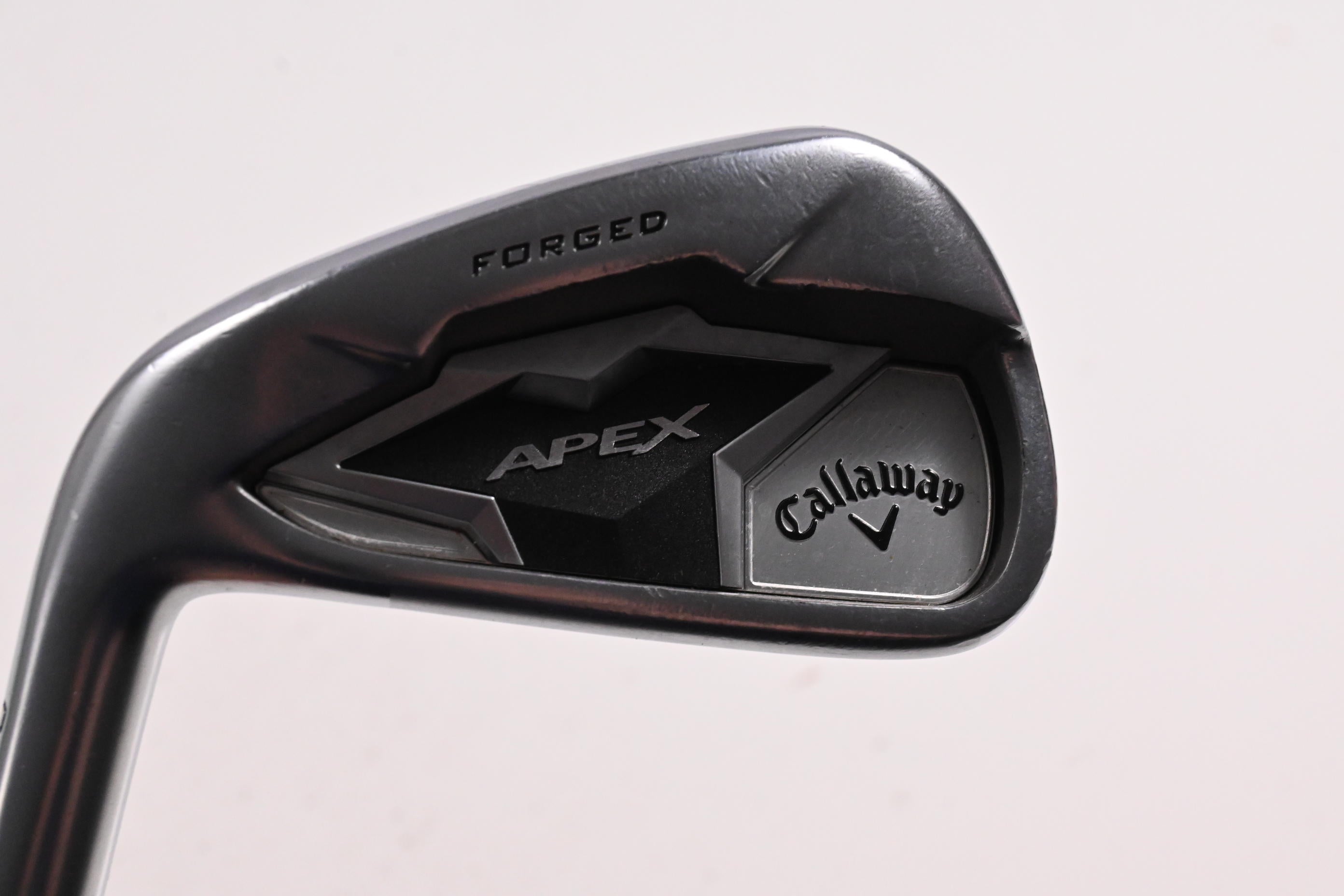 Left Hand Callaway Apex 19 #4 Iron / 21 Degree / Regular Flex UST Recoil ESX 460