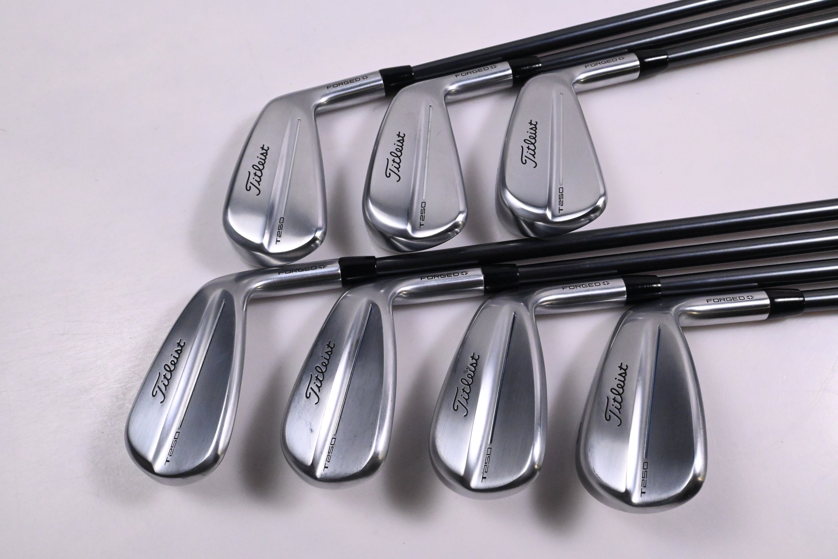 Titleist T250 2025 Irons / 5-PW+48° / Regular Flex MMT AMC Red 65 Shafts