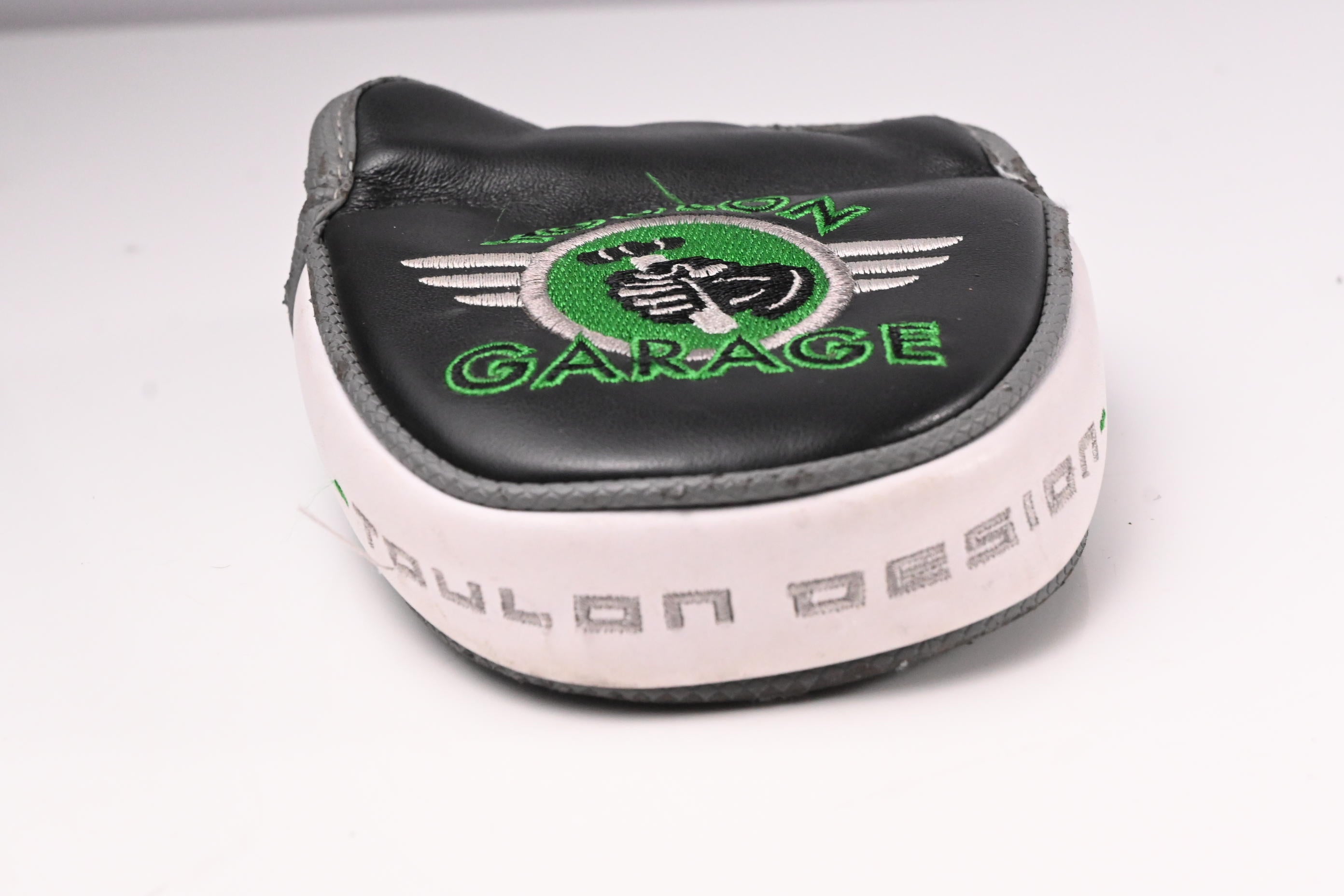 Odyssey Toulon Garage Memphis Putter / 34 Inch