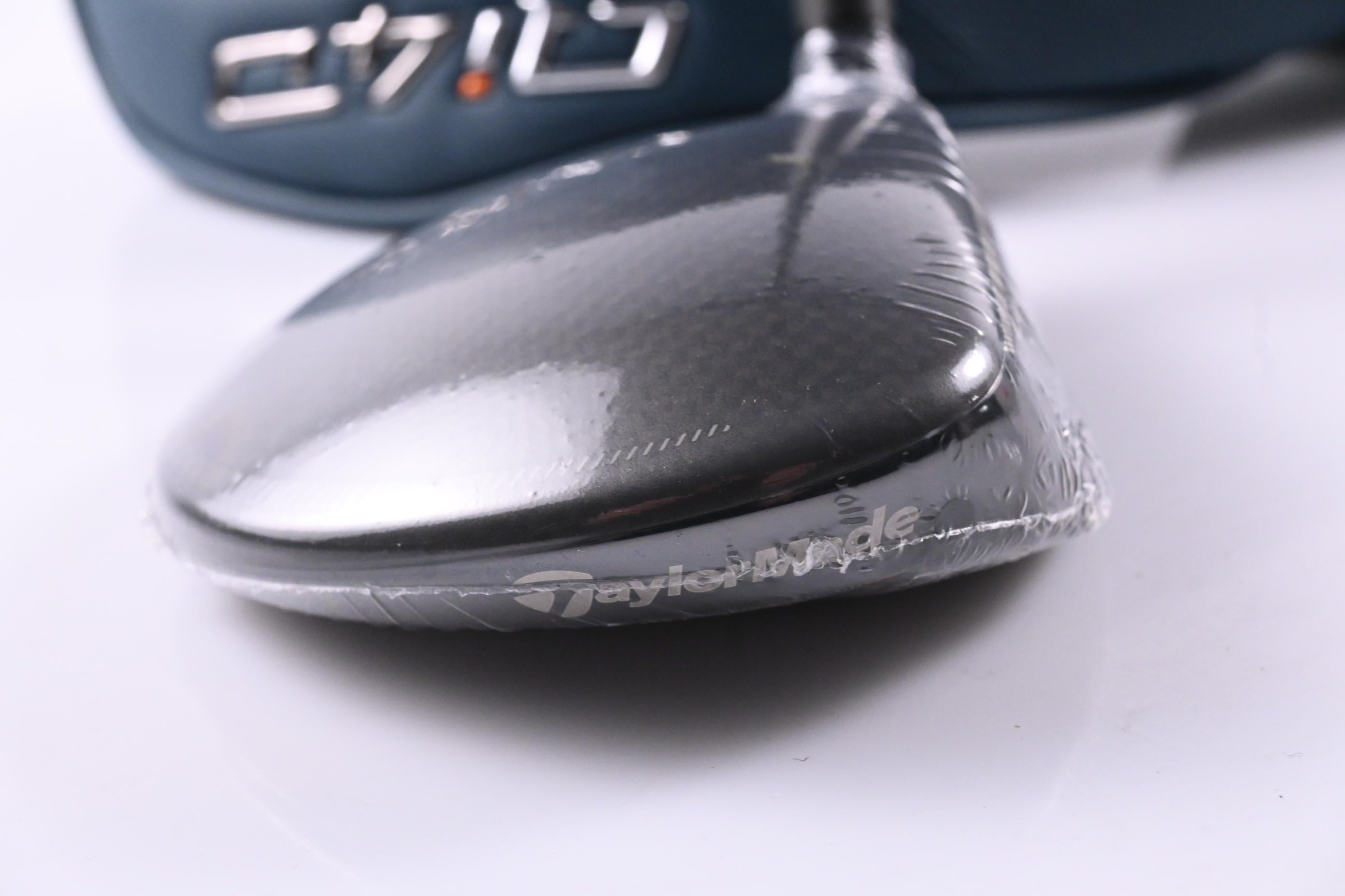 Taylormade Qi4D Max #7 Wood / 21 Degree / Regular Flex REAX 55 Shaft