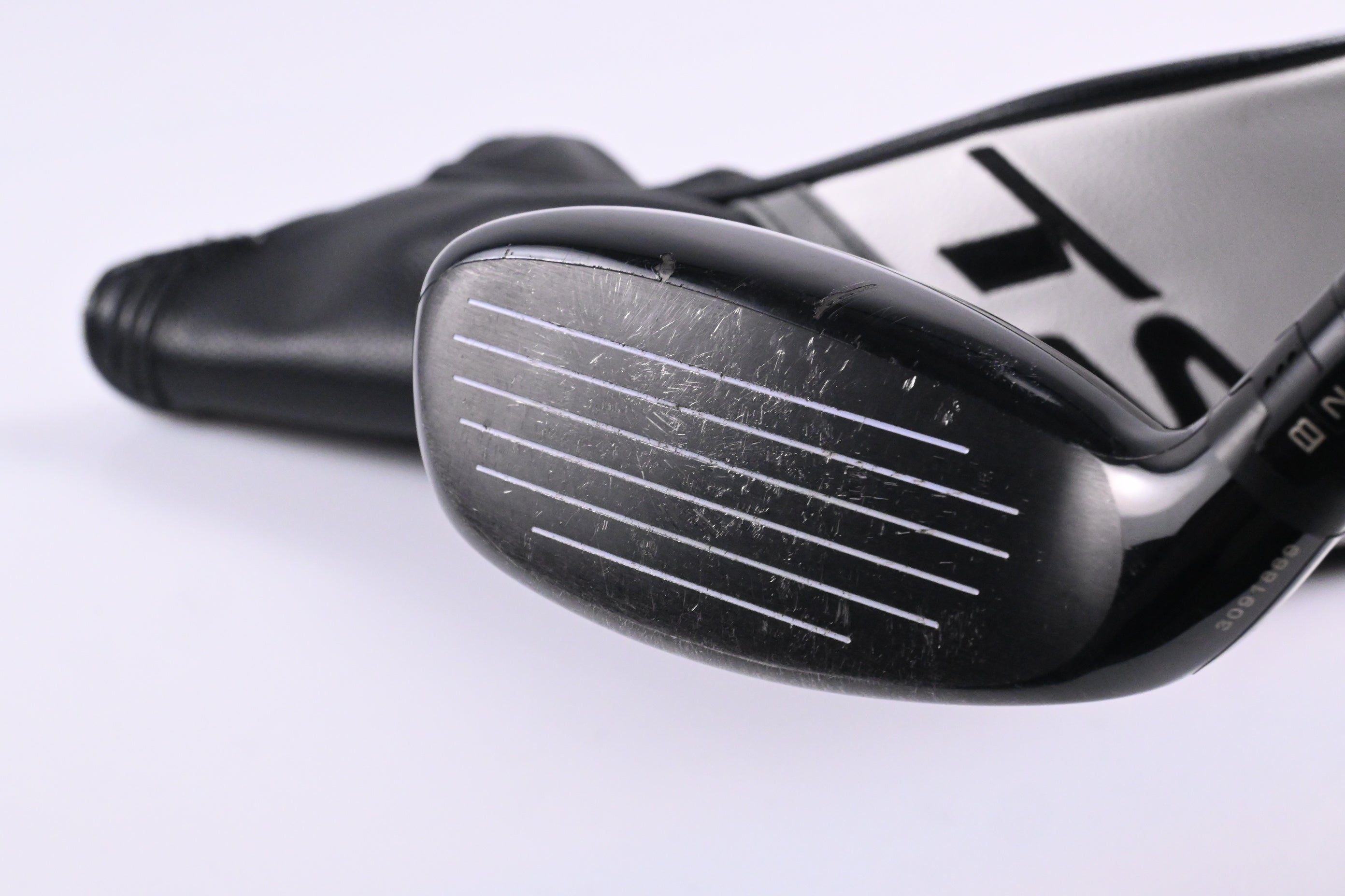 Titleist TSR2 #3 Hybrid / 19 Degree / Stiff Flex Project X HZRDUS GEN4 Black 80