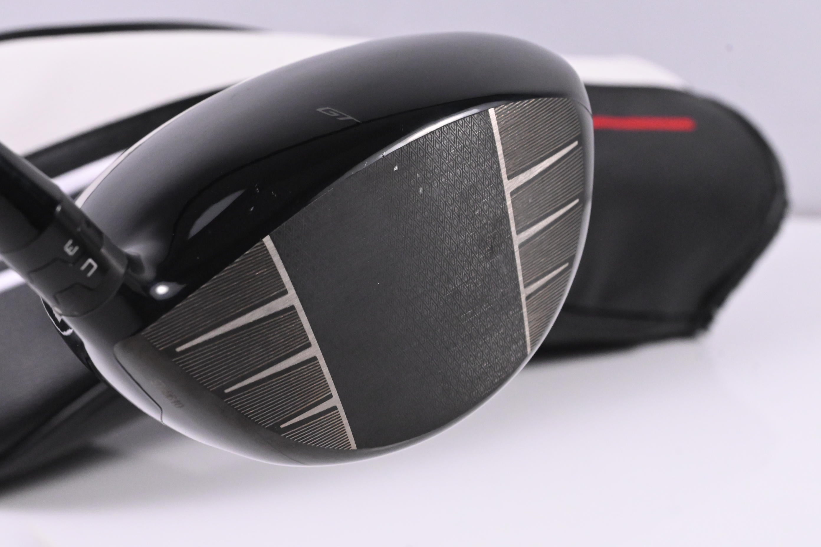 Left Hand Titleist GT3 Driver / 9 Degree / Regular Flex Fujikura Vista Pro 55