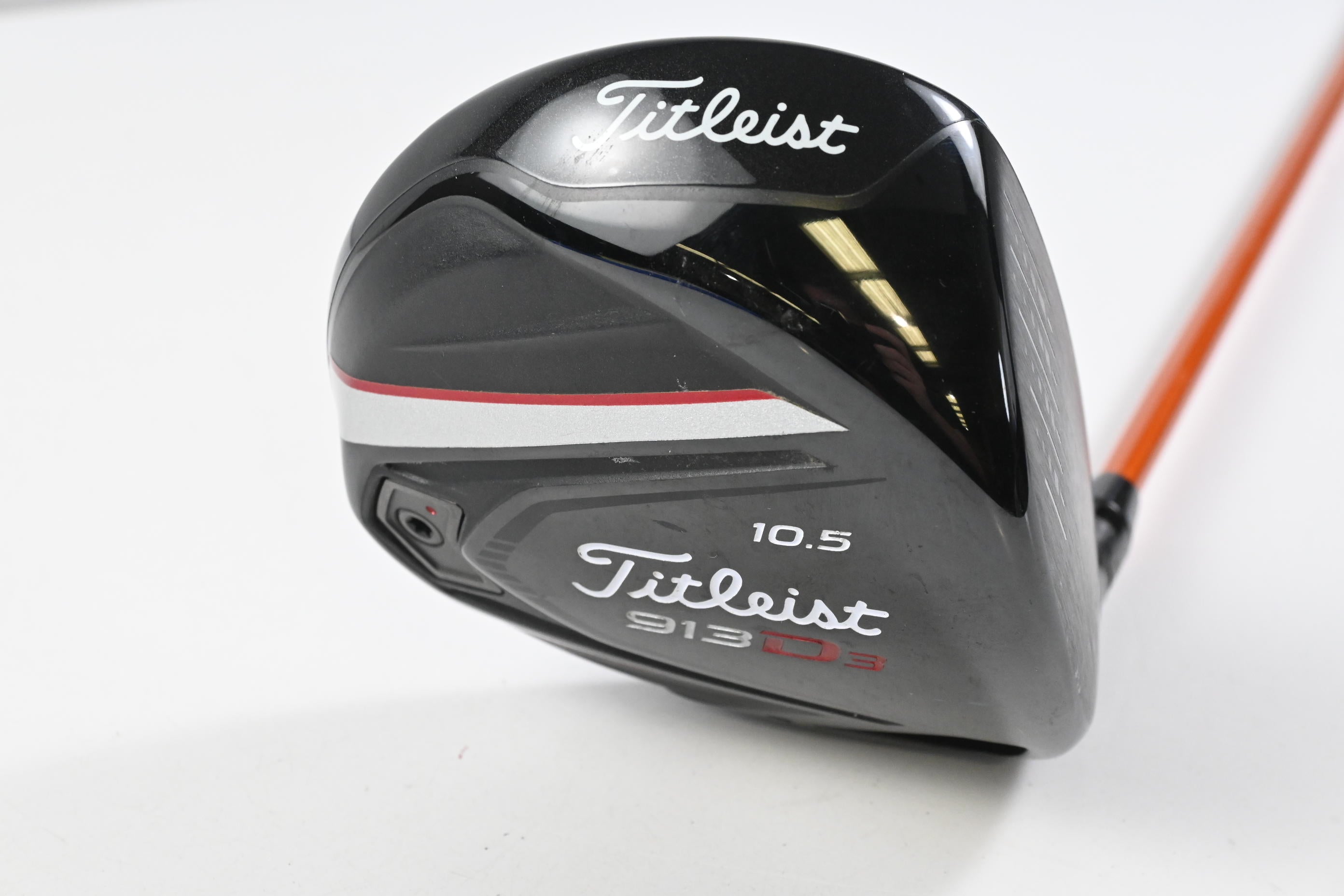 Titleist 913 D3 Driver / 10.5 Degree / Stiff Flex Tour AD DI-8 Shaft