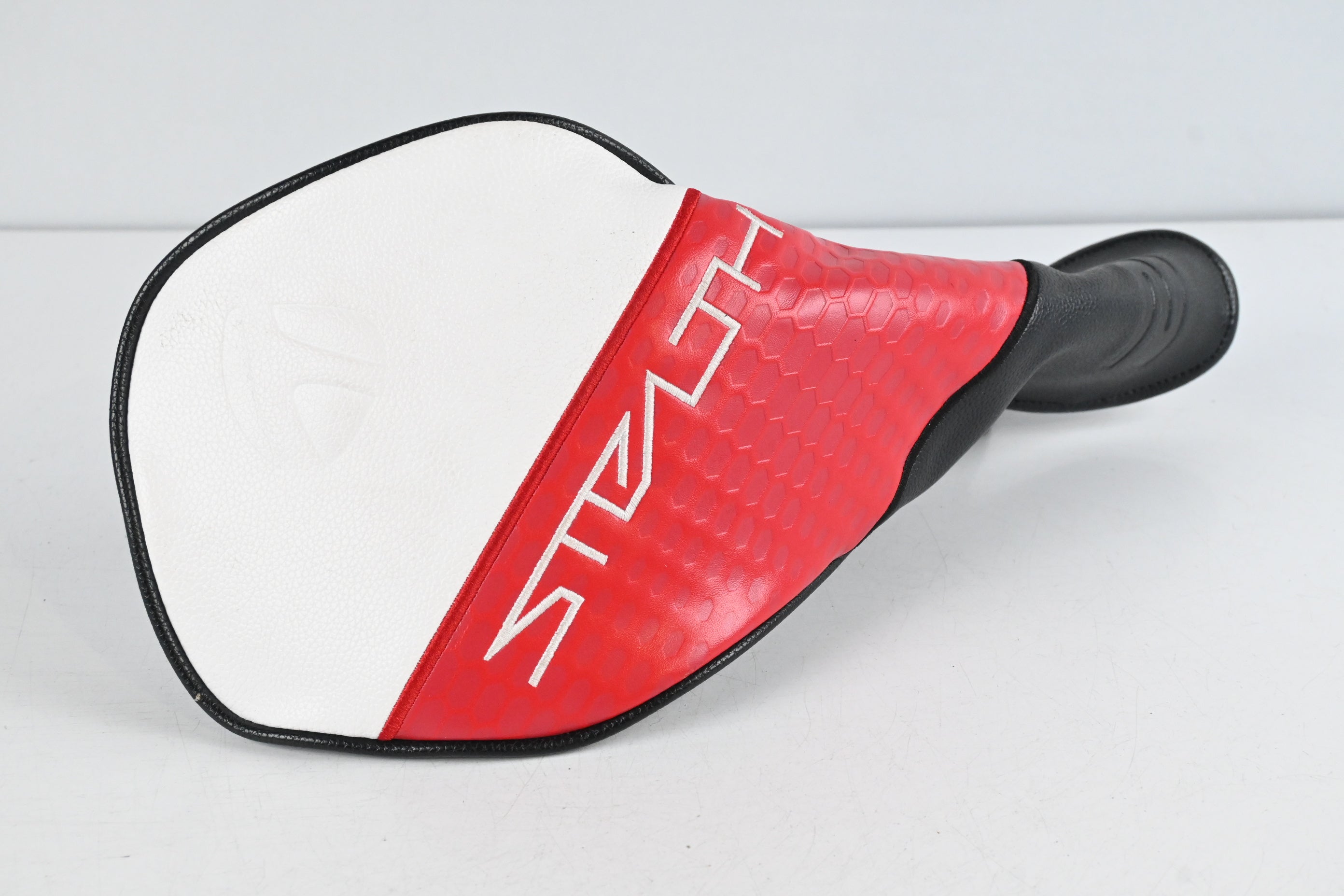 Taylormade Stealth 2 Driver / 9 Degree / Regular Flex Fujikura Ventus TR Red 5