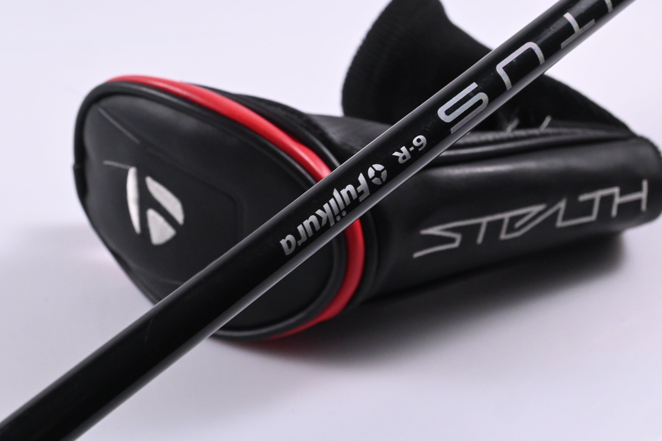 Taylormade Stealth #3 Hybrid / 19 Degree / Regular Flex Fujikura Ventus Red 6