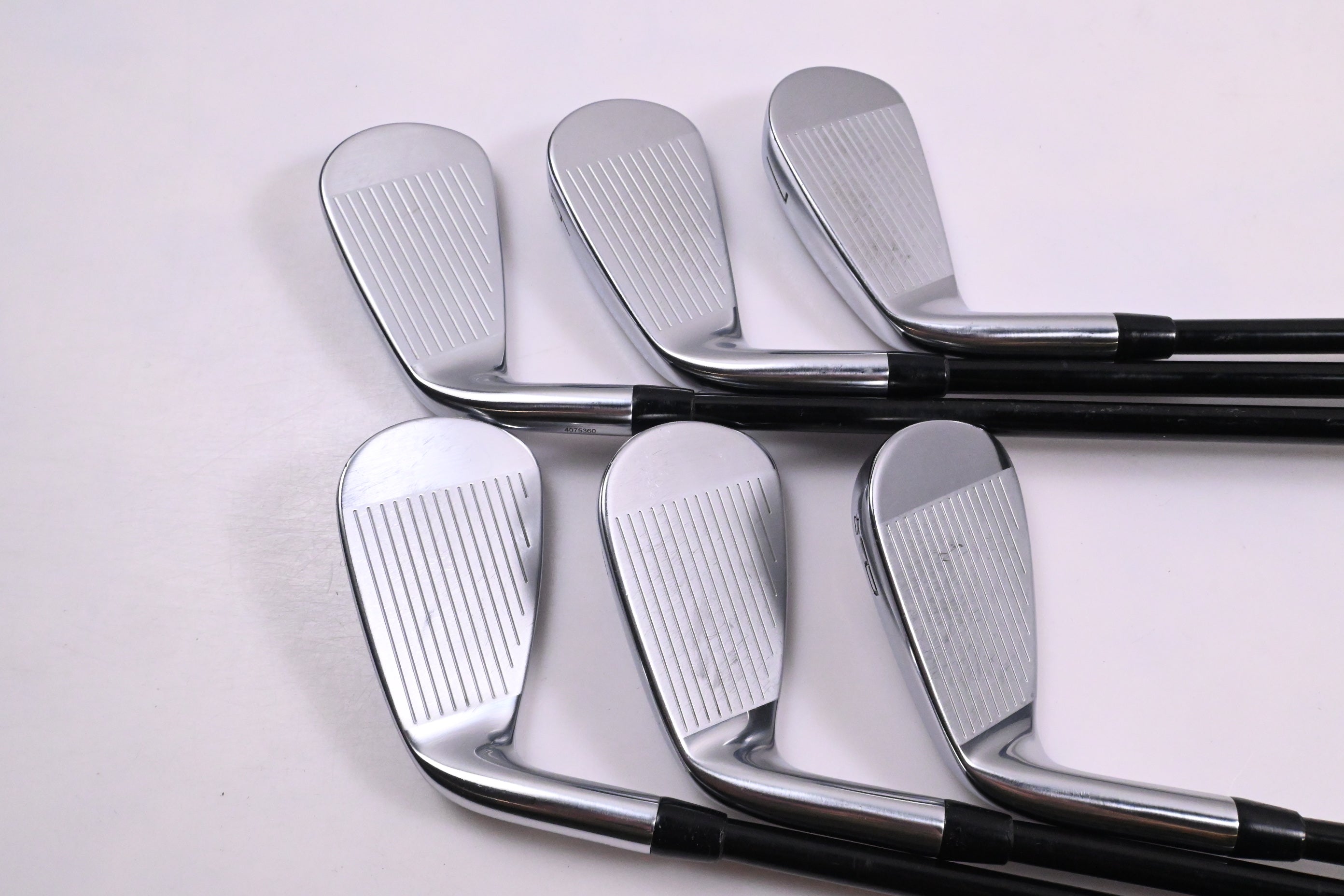 Titleist T350 Irons / 5-PW / Regular Flex Tensei AV Red AM(2) Shafts