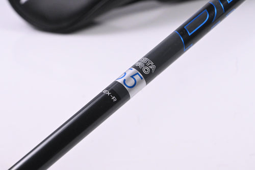 Left Hand Titleist GT3 Driver / 9 Degree / Regular Flex Fujikura Vista Pro 55