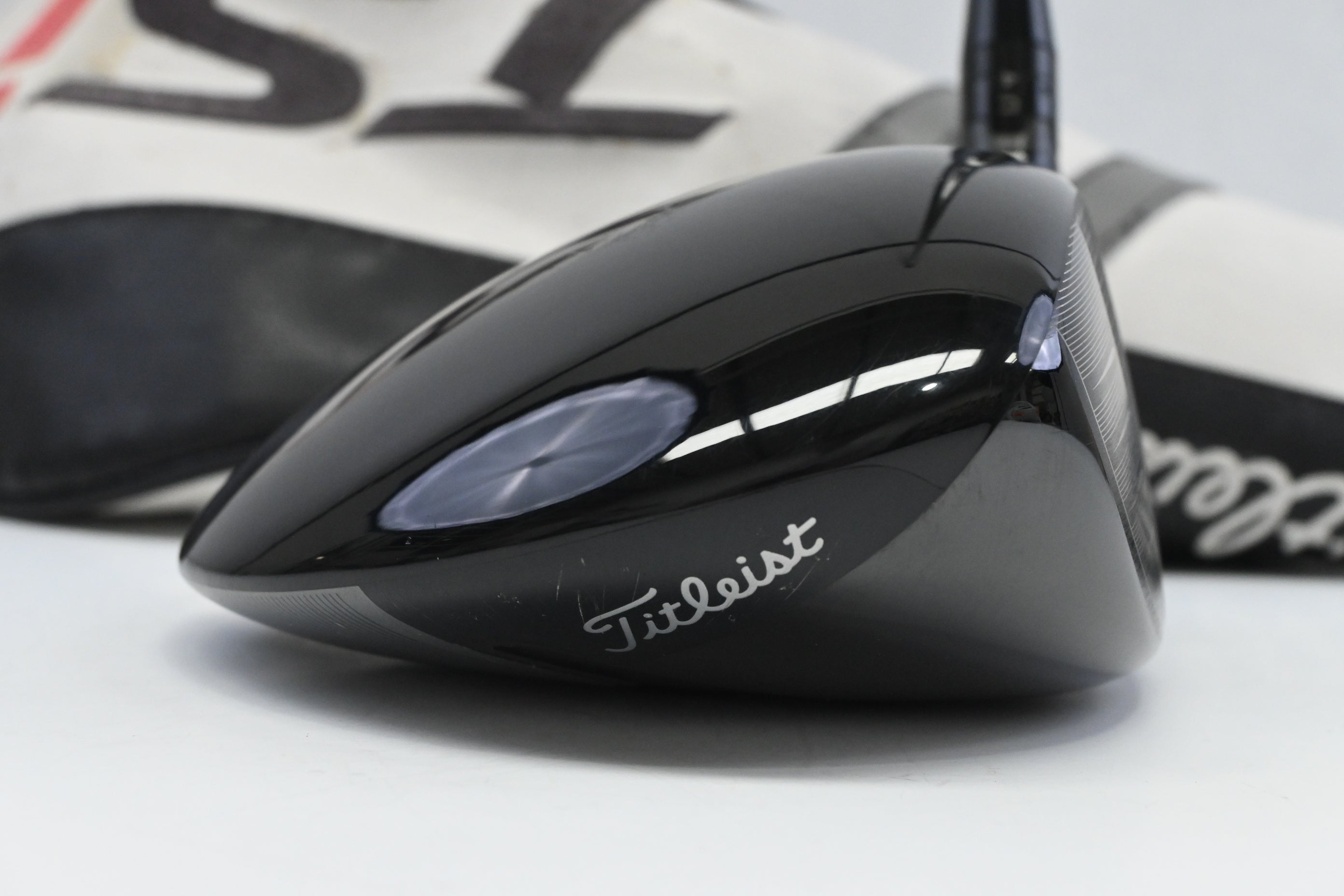 Titleist TSi2 Driver / 10 Degree / Regular Flex Kuro Kage Black 50 Shaft