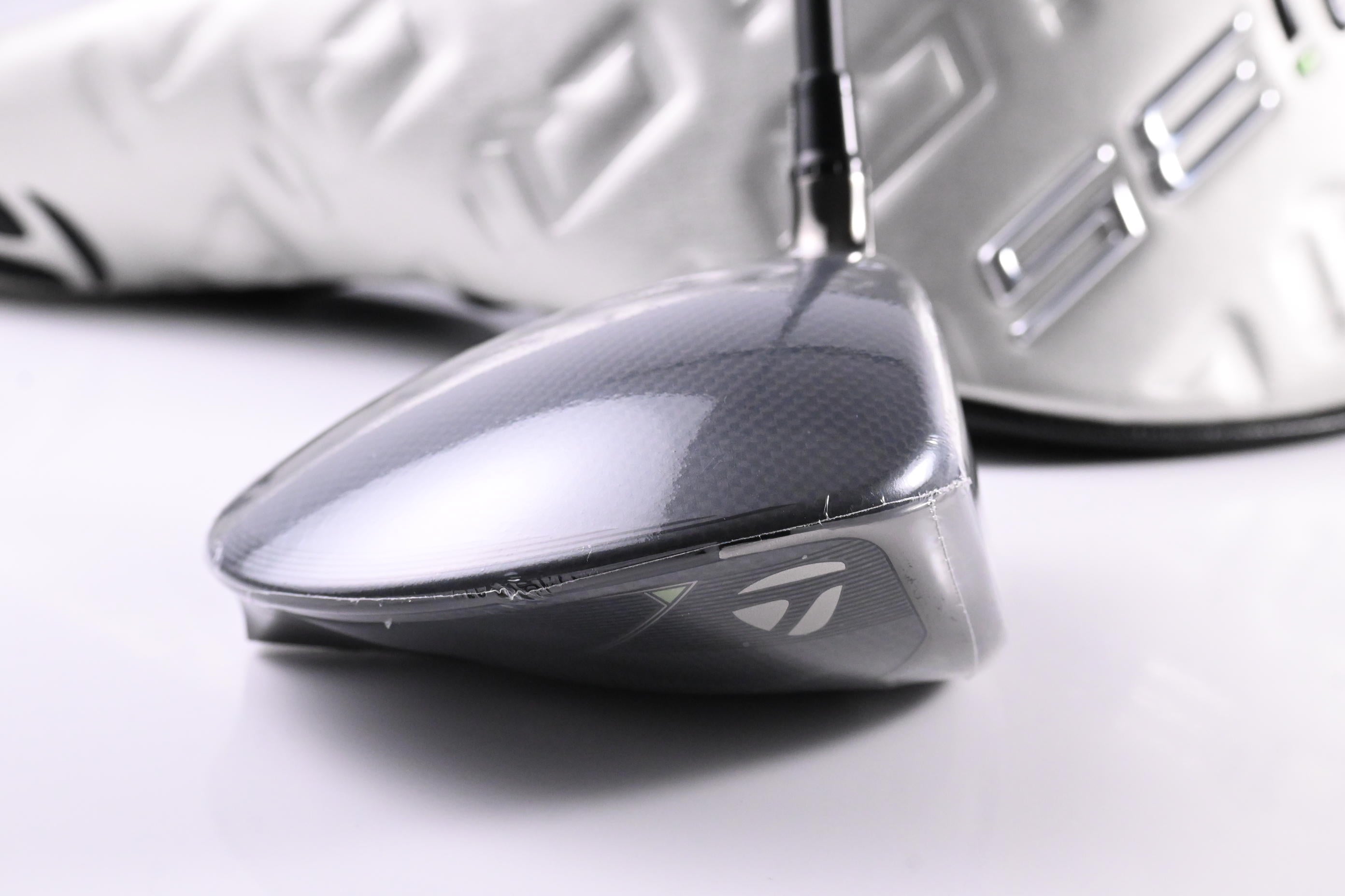 Taylormade Qi35 Driver / 12 Degree / Regular Flex Fujikura Ventus Blue '25 5