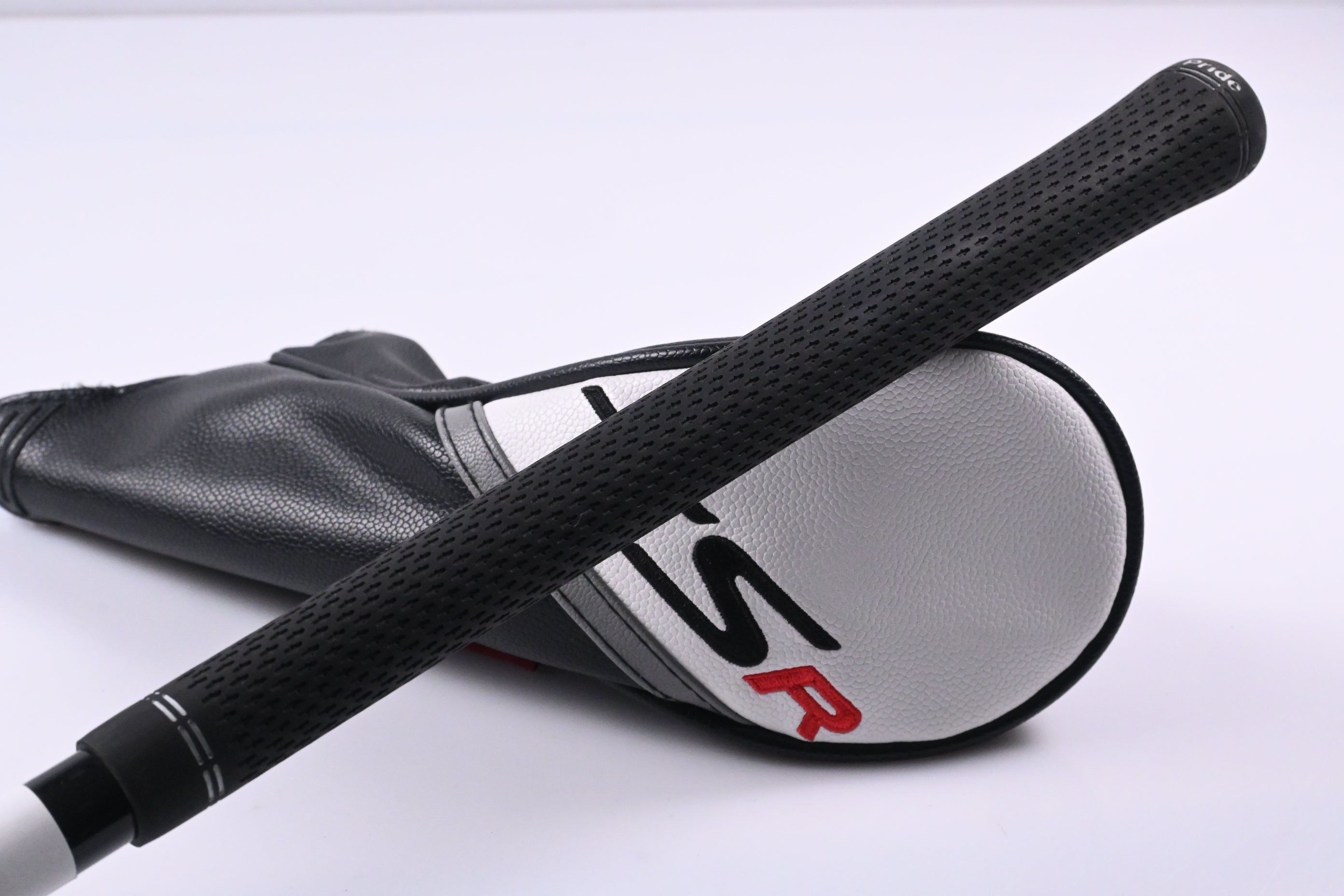 Titleist TSR2 #3 Hybrid / 19 Degree / Stiff Flex Project X HZRDUS GEN4 Black 80