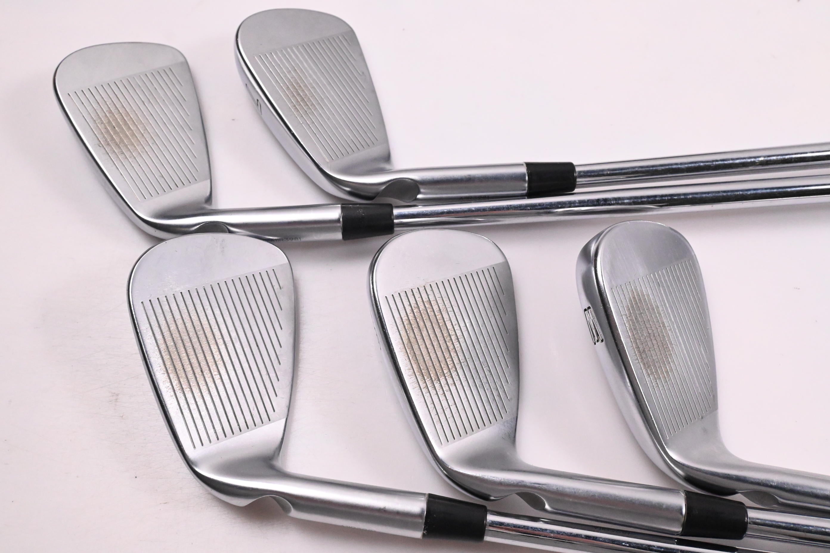 Ping i525 Irons / 6-PW / Gold Dot / Regular Flex Ping Steel Shafts
