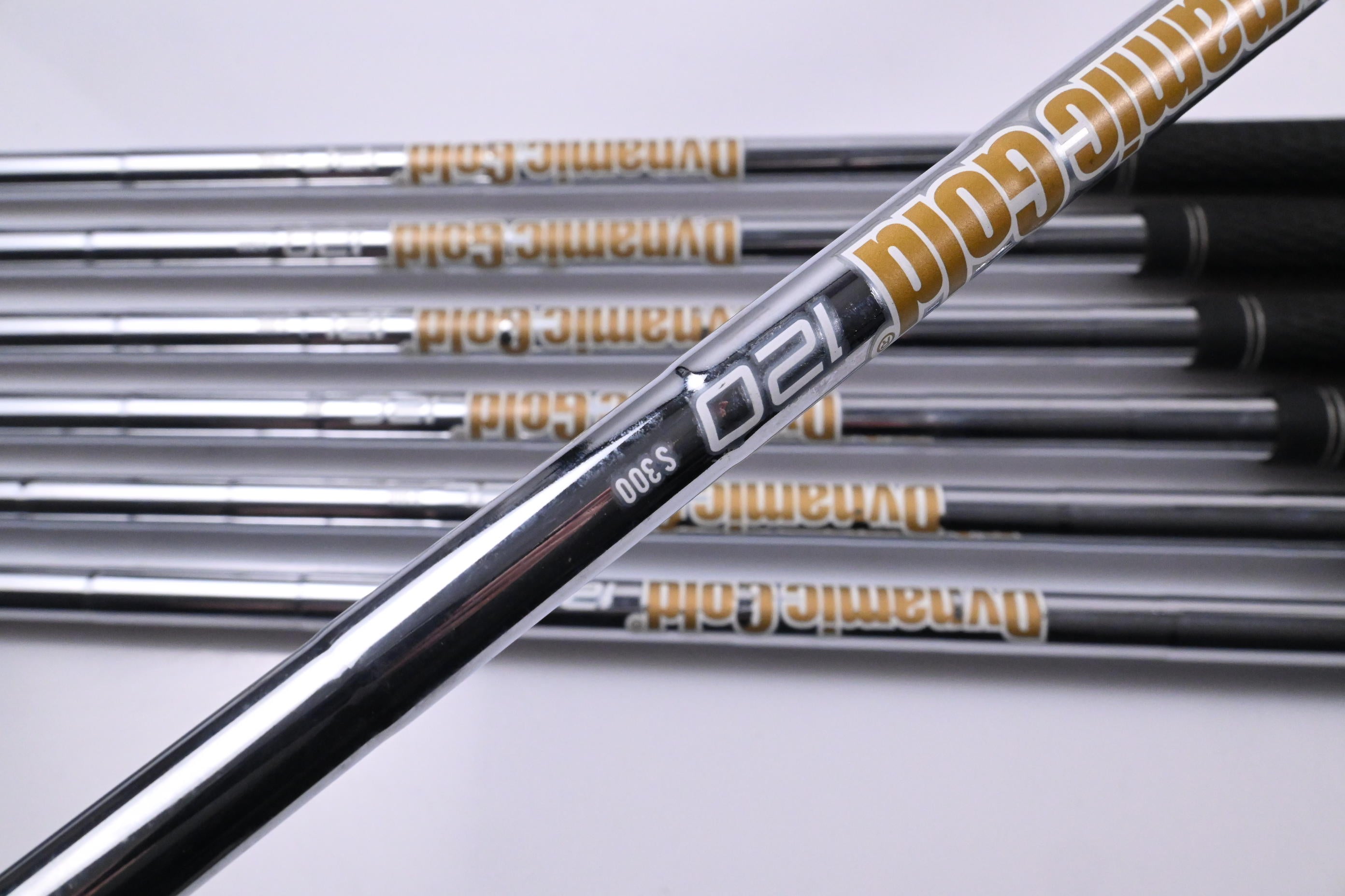 Ping i230 Irons / 4-PW / Green Dot / Stiff Flex Dynamic Gold 120 S300 Shafts